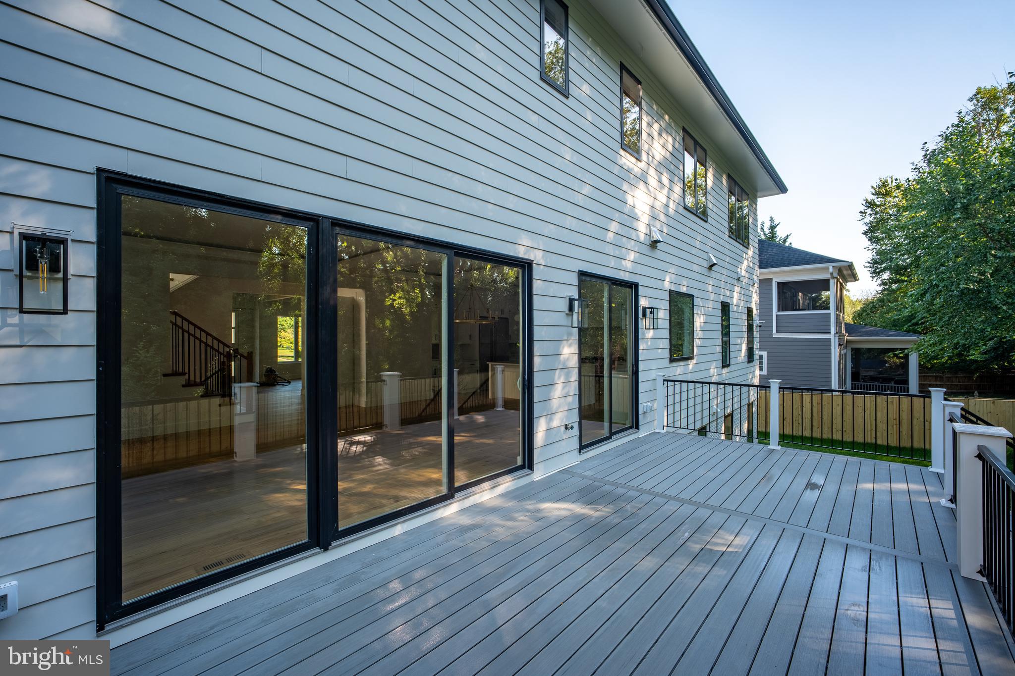 Real estate listing preview #64