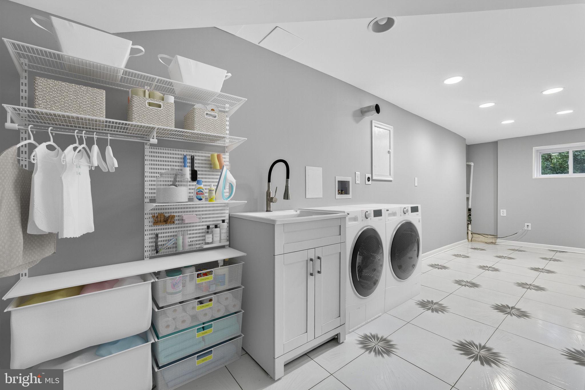 Real estate listing preview #24