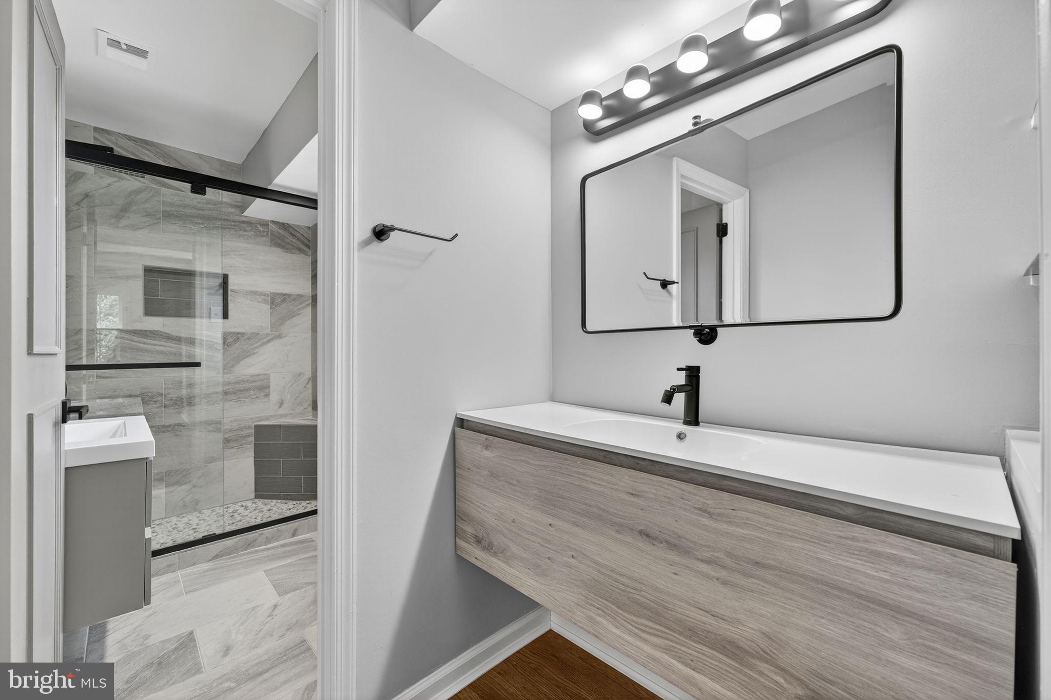 Real estate listing preview #17