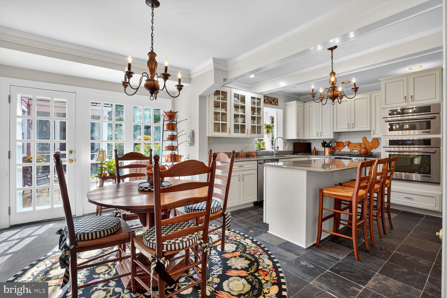 Real estate listing preview #8