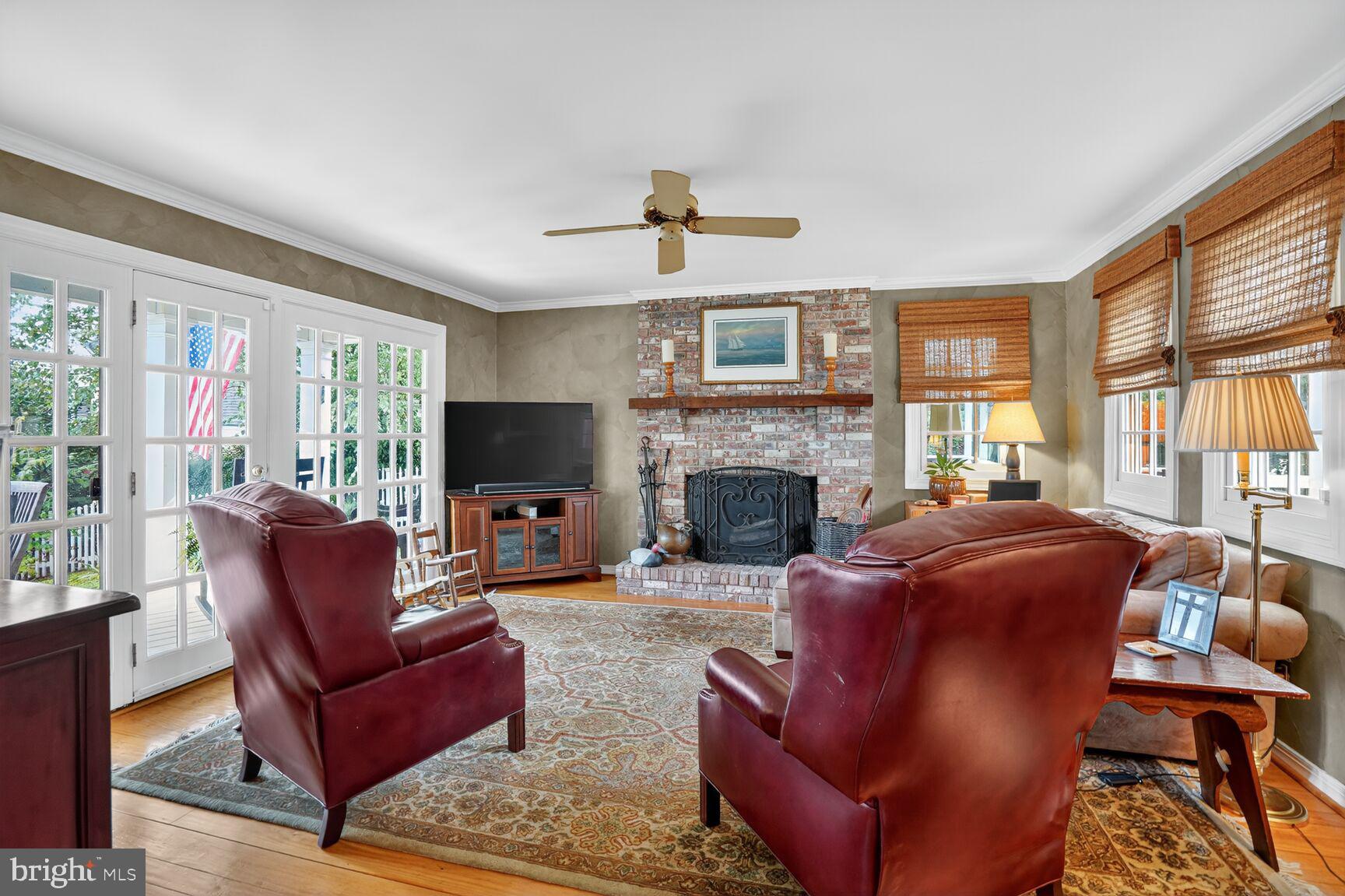 Real estate listing preview #12