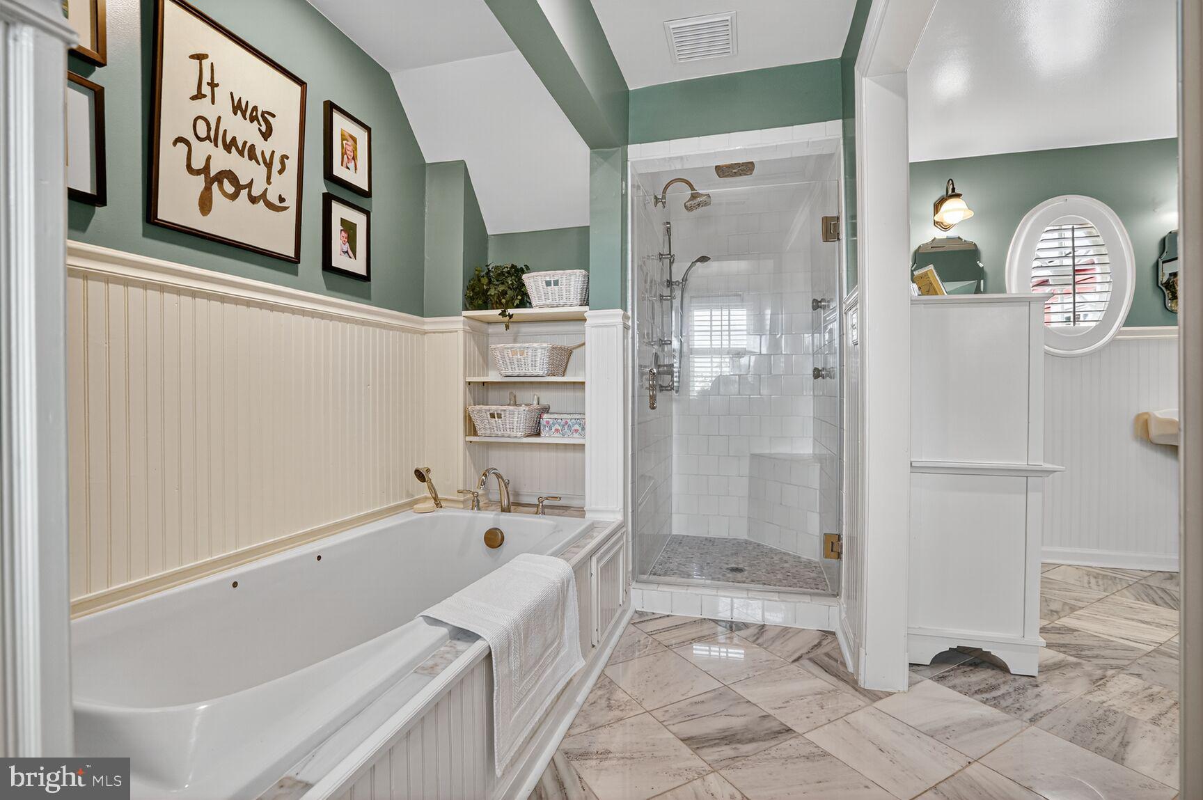 Real estate listing preview #18