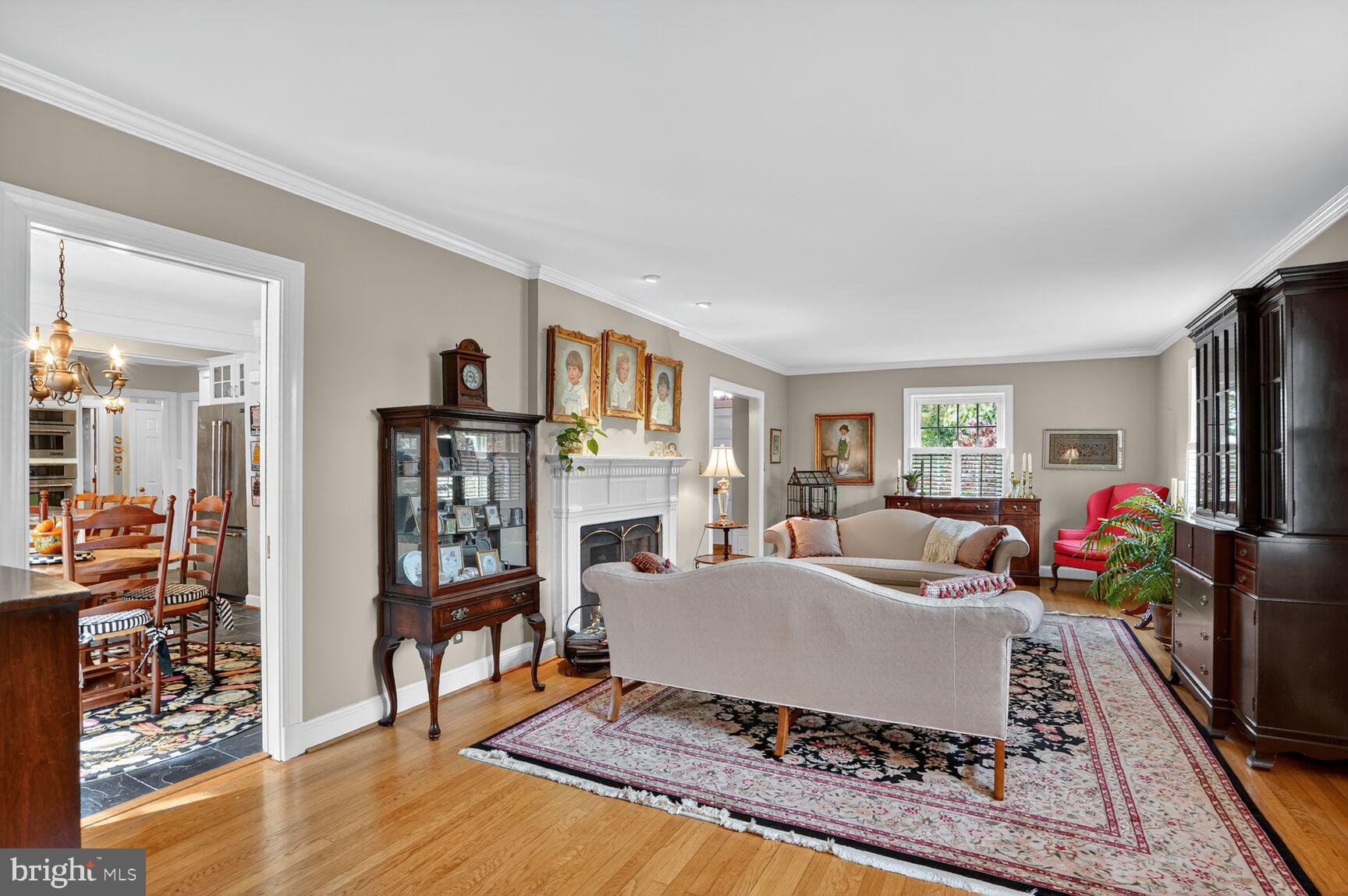 Real estate listing preview #4