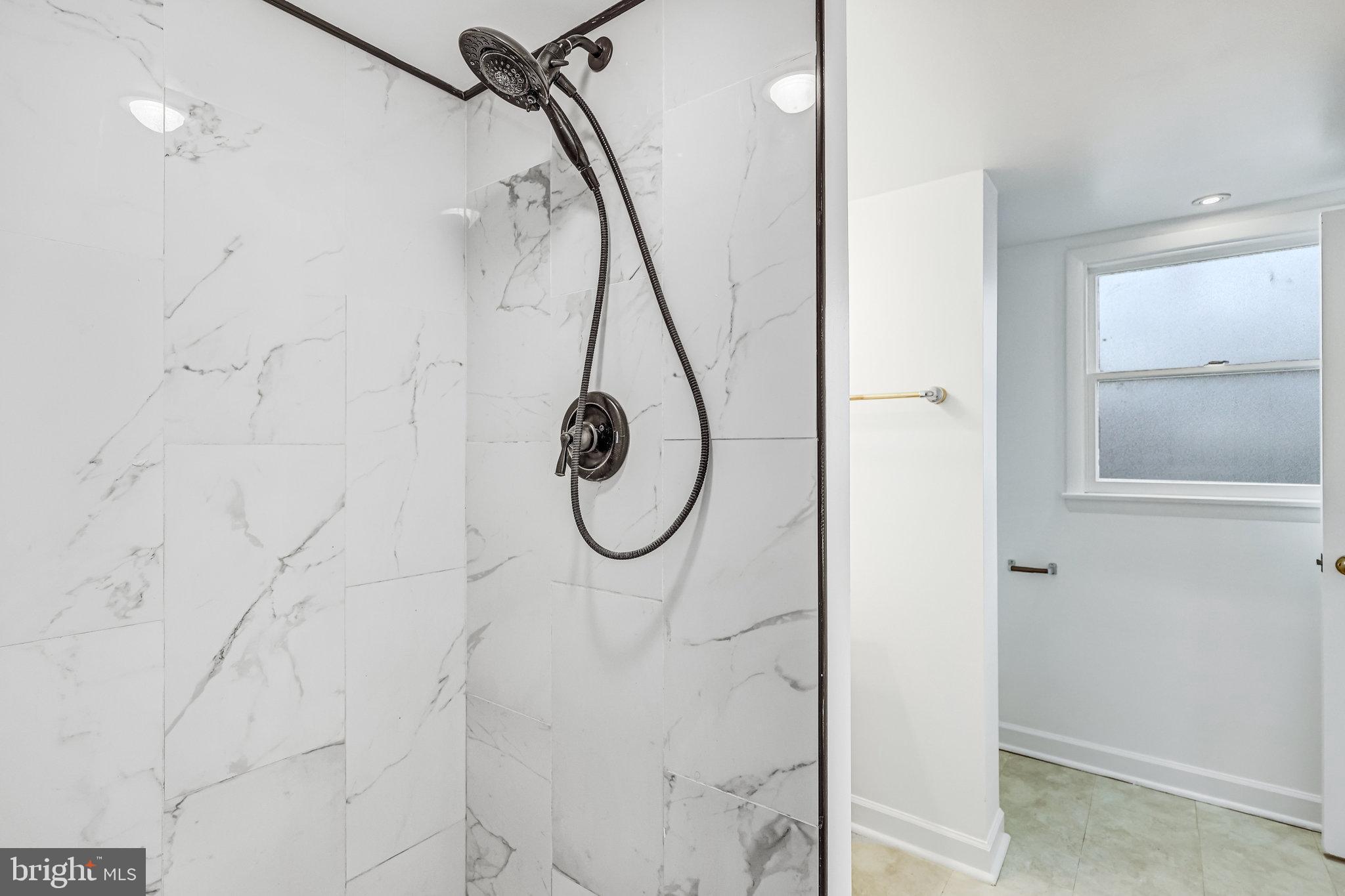 Real estate listing preview #26