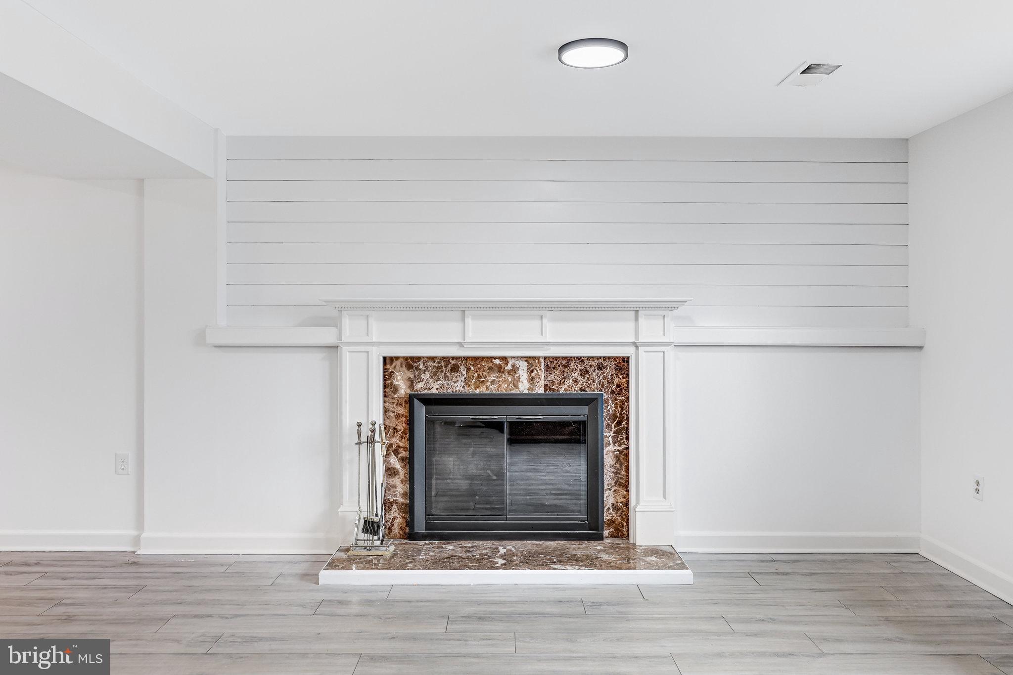 Real estate listing preview #22