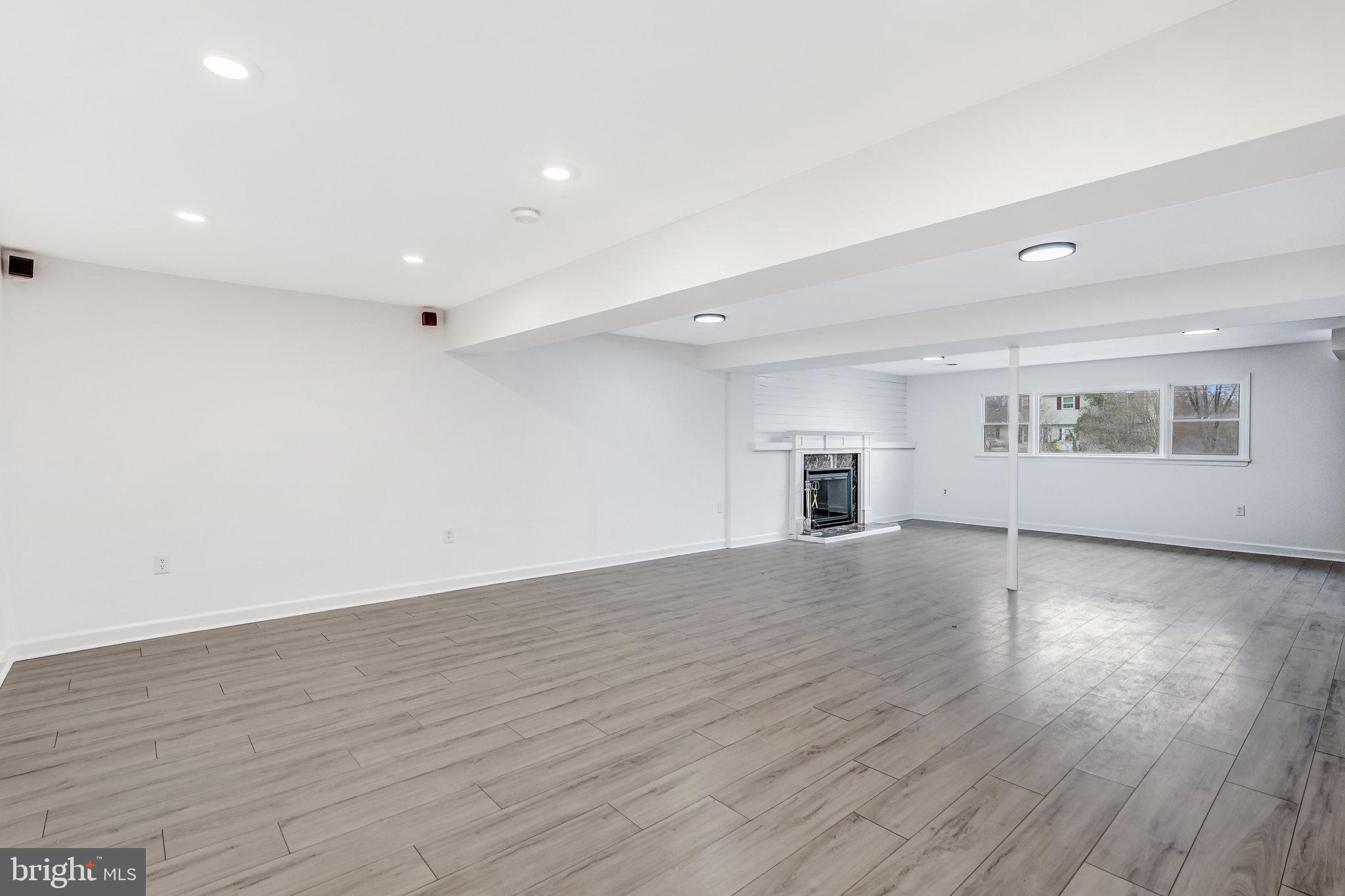 Real estate listing preview #25