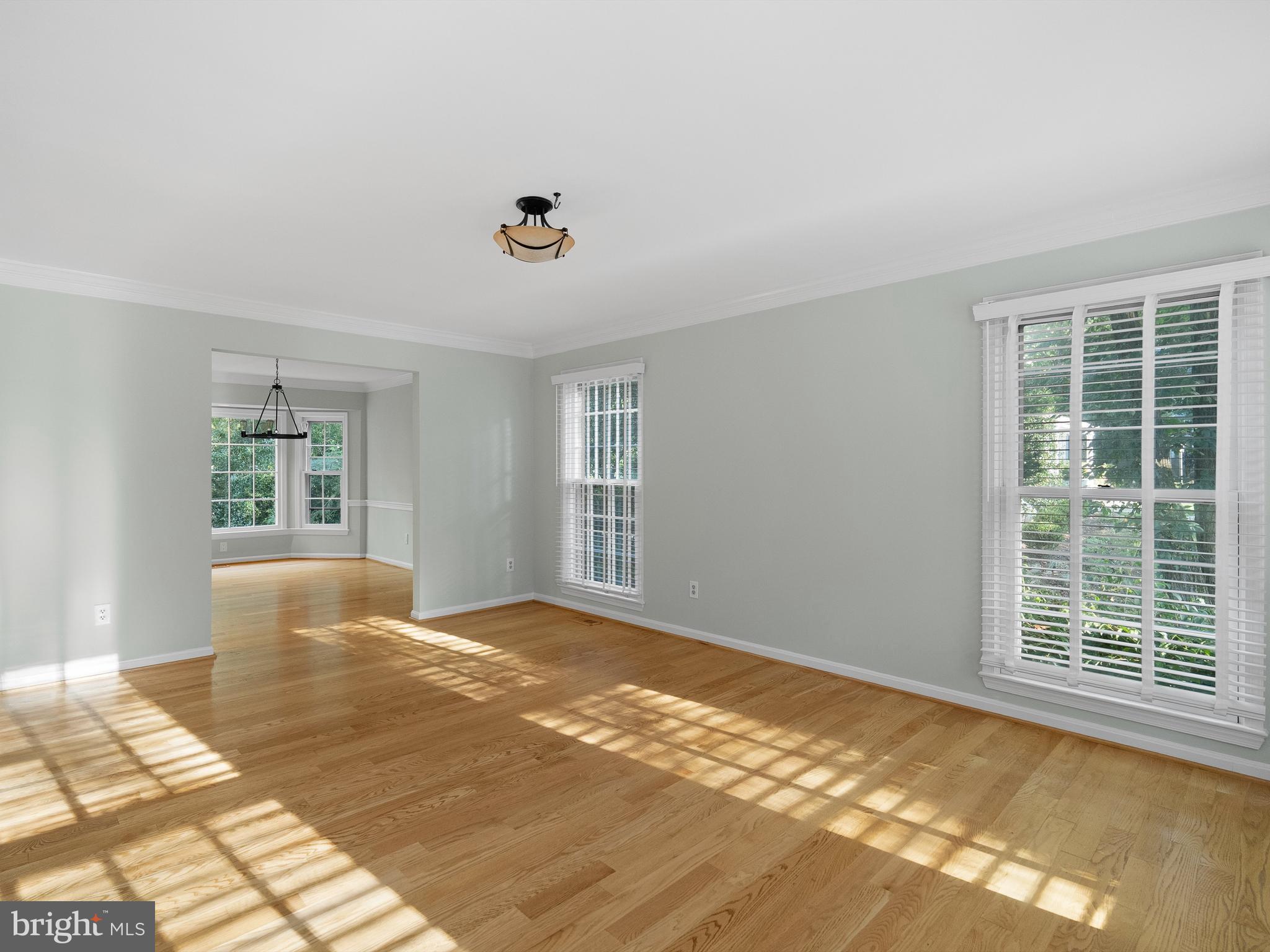 Real estate listing preview #19