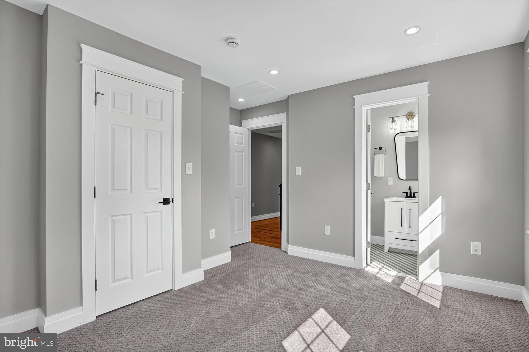 Real estate listing preview #30