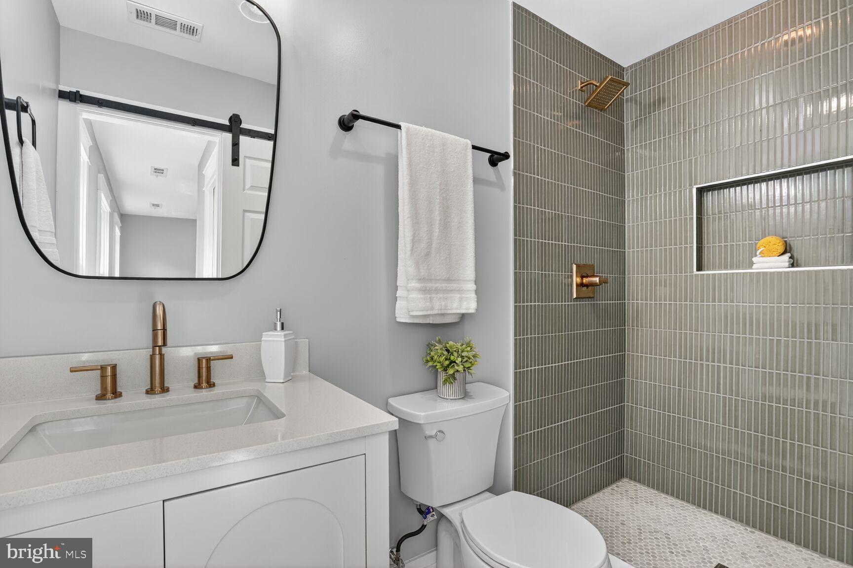 Real estate listing preview #40