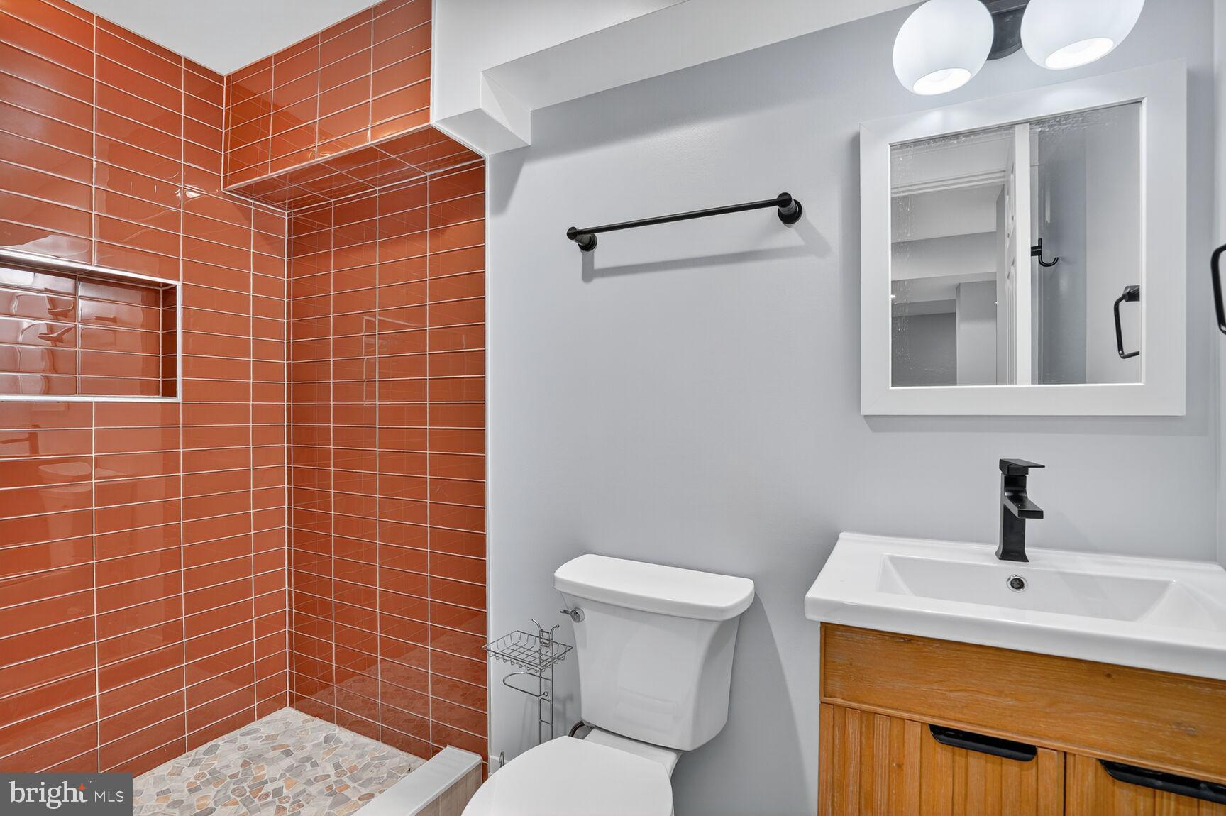 Real estate listing preview #13