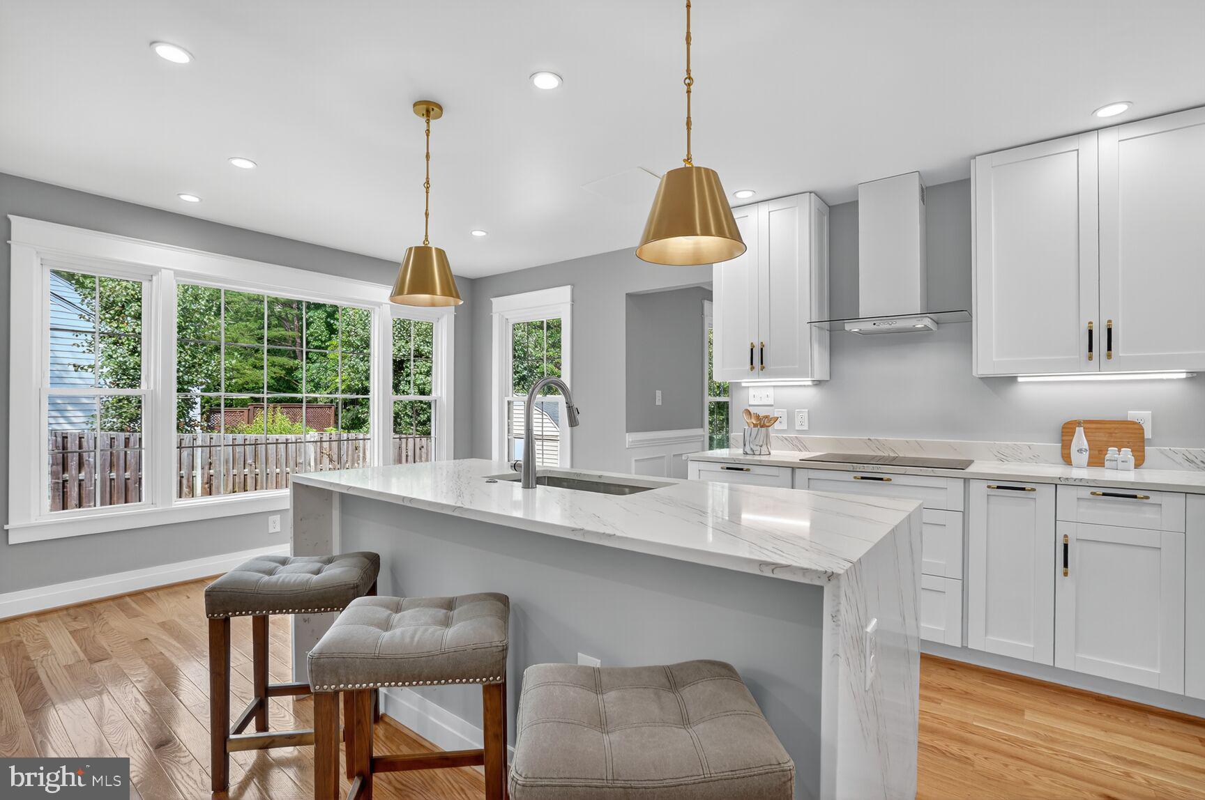 Real estate listing preview #3