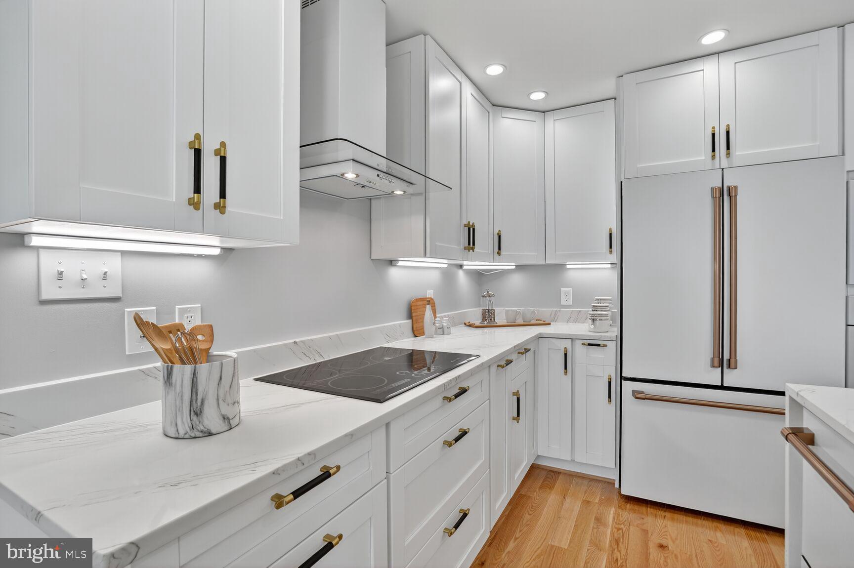 Real estate listing preview #7