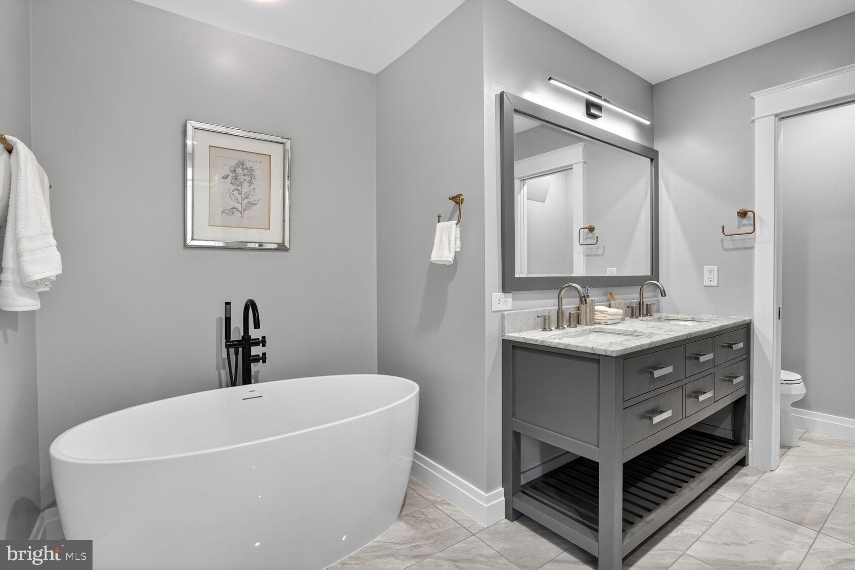 Real estate listing preview #4