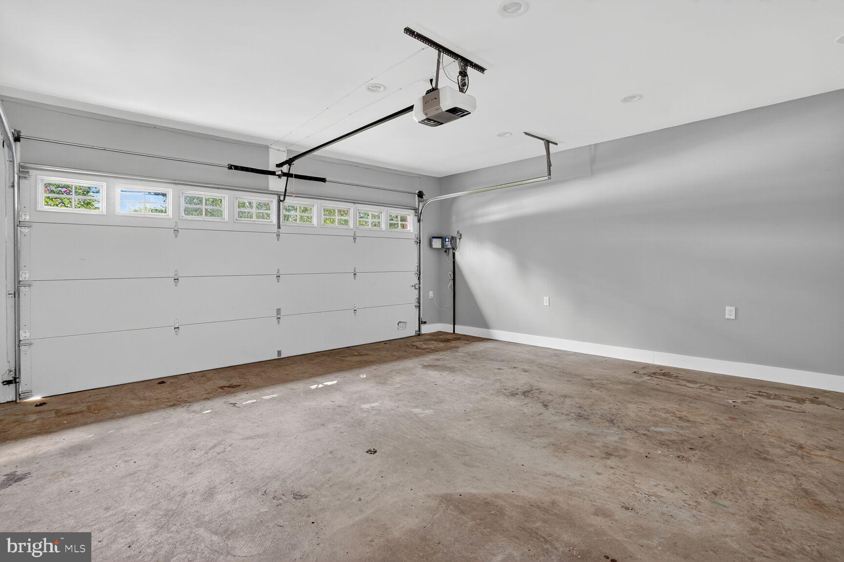 Real estate listing preview #24