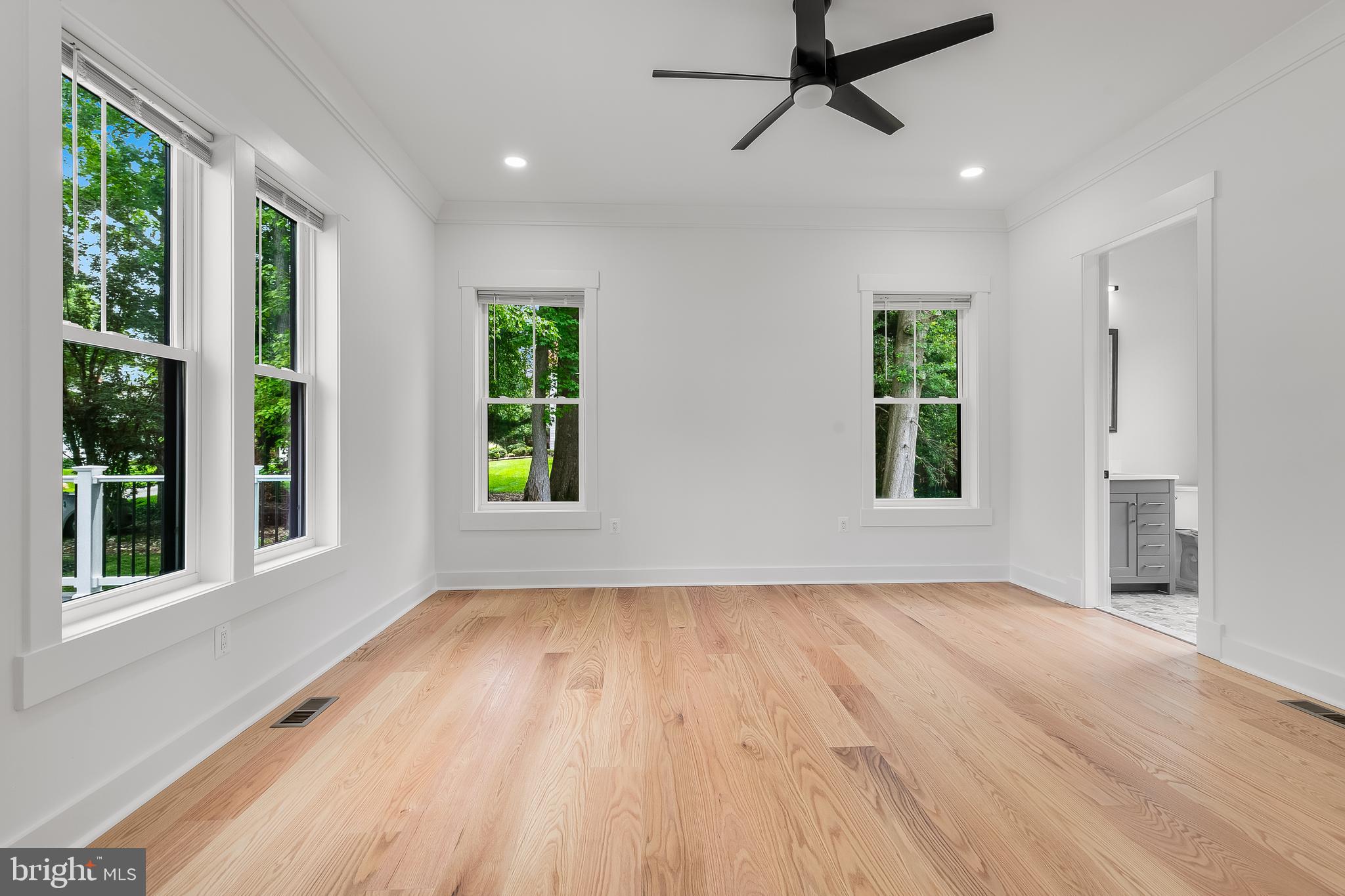 Real estate listing preview #21