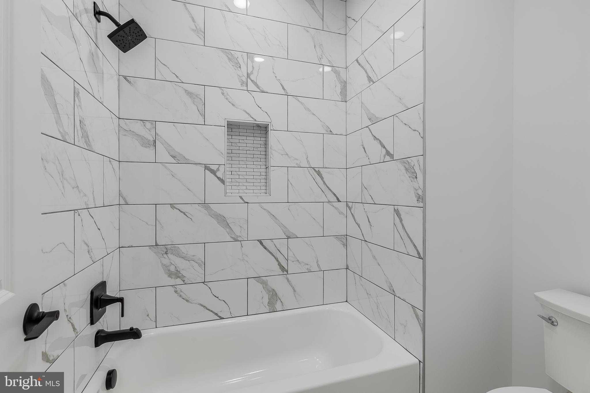 Real estate listing preview #48