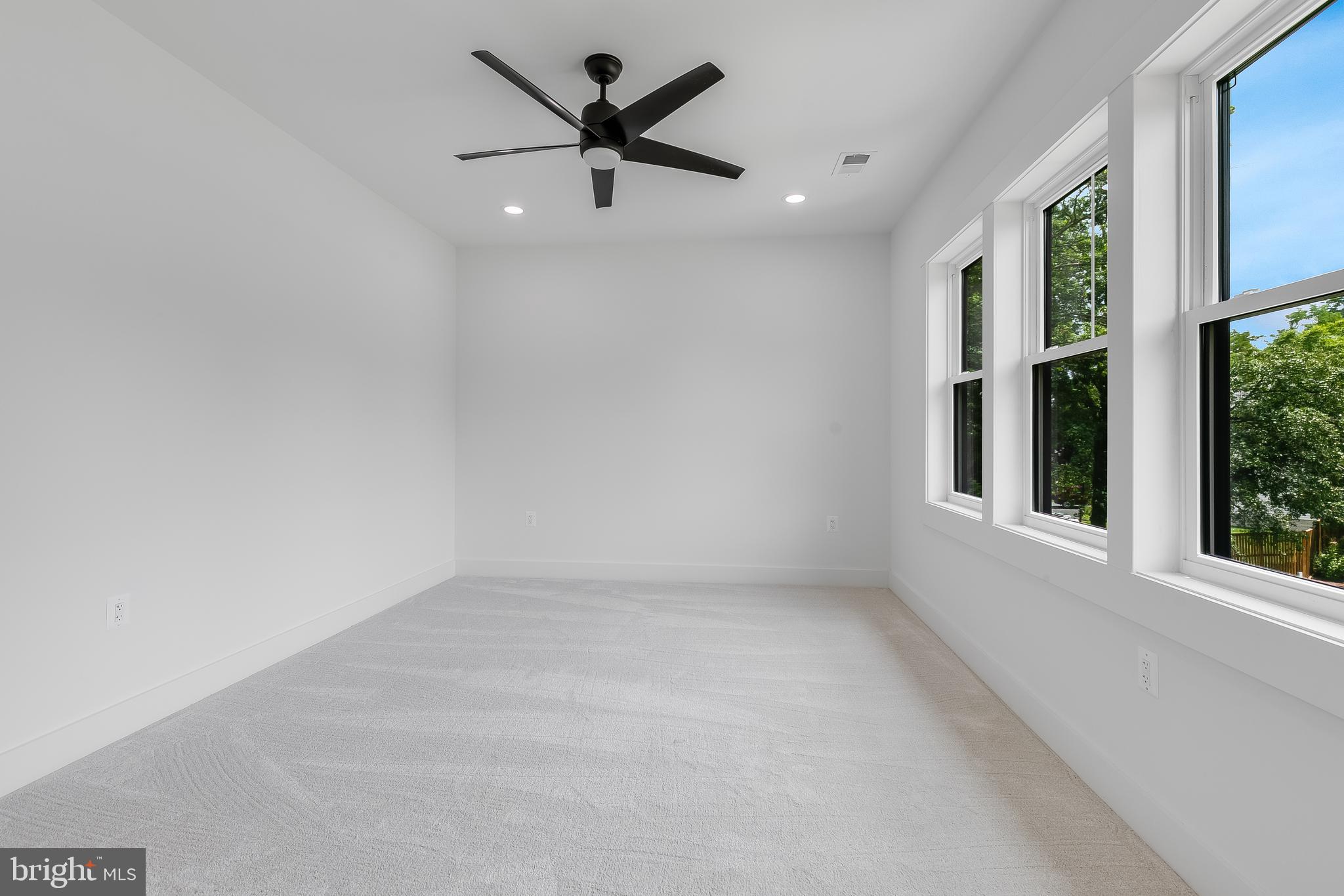 Real estate listing preview #40