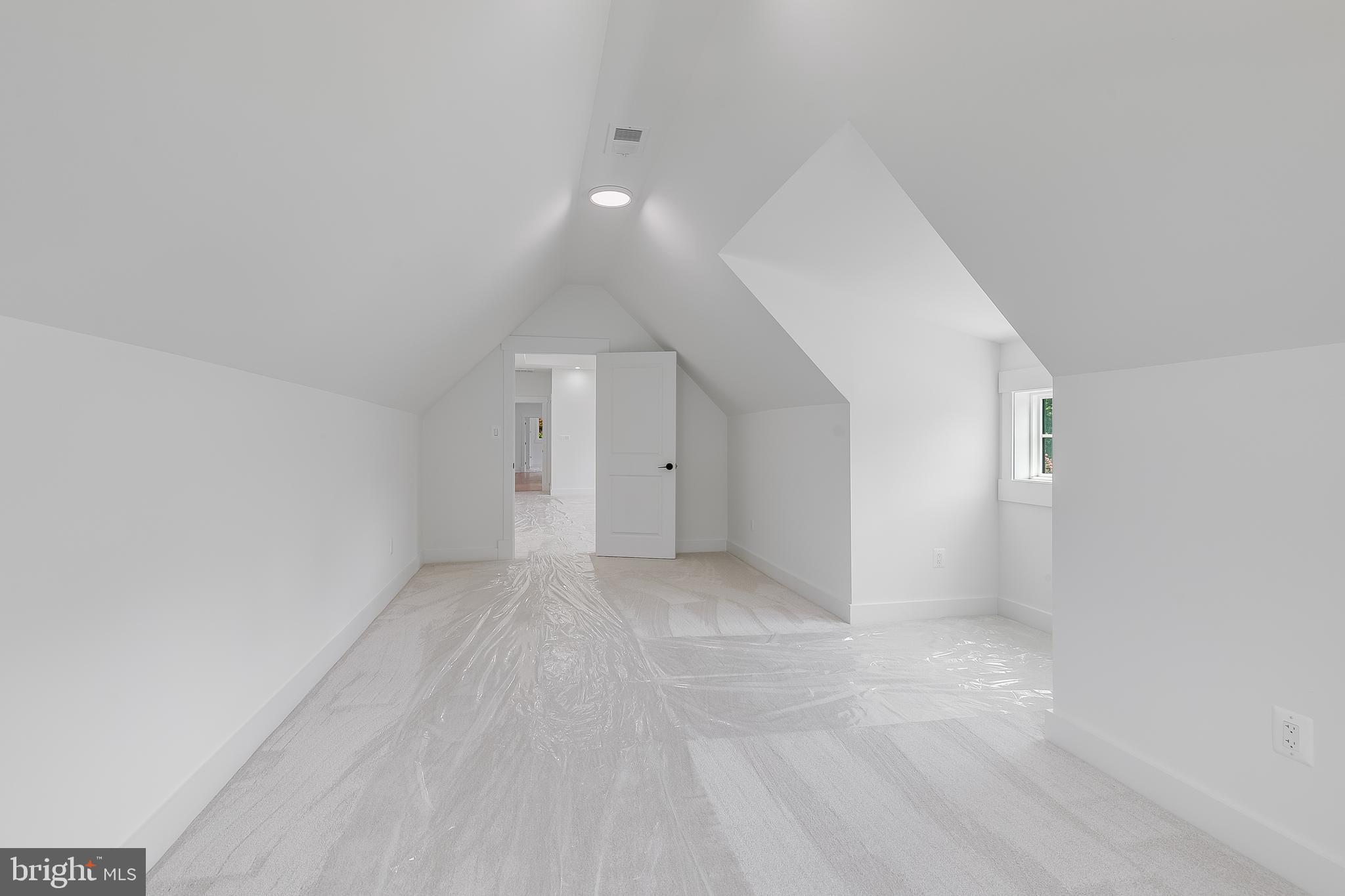 Real estate listing preview #30