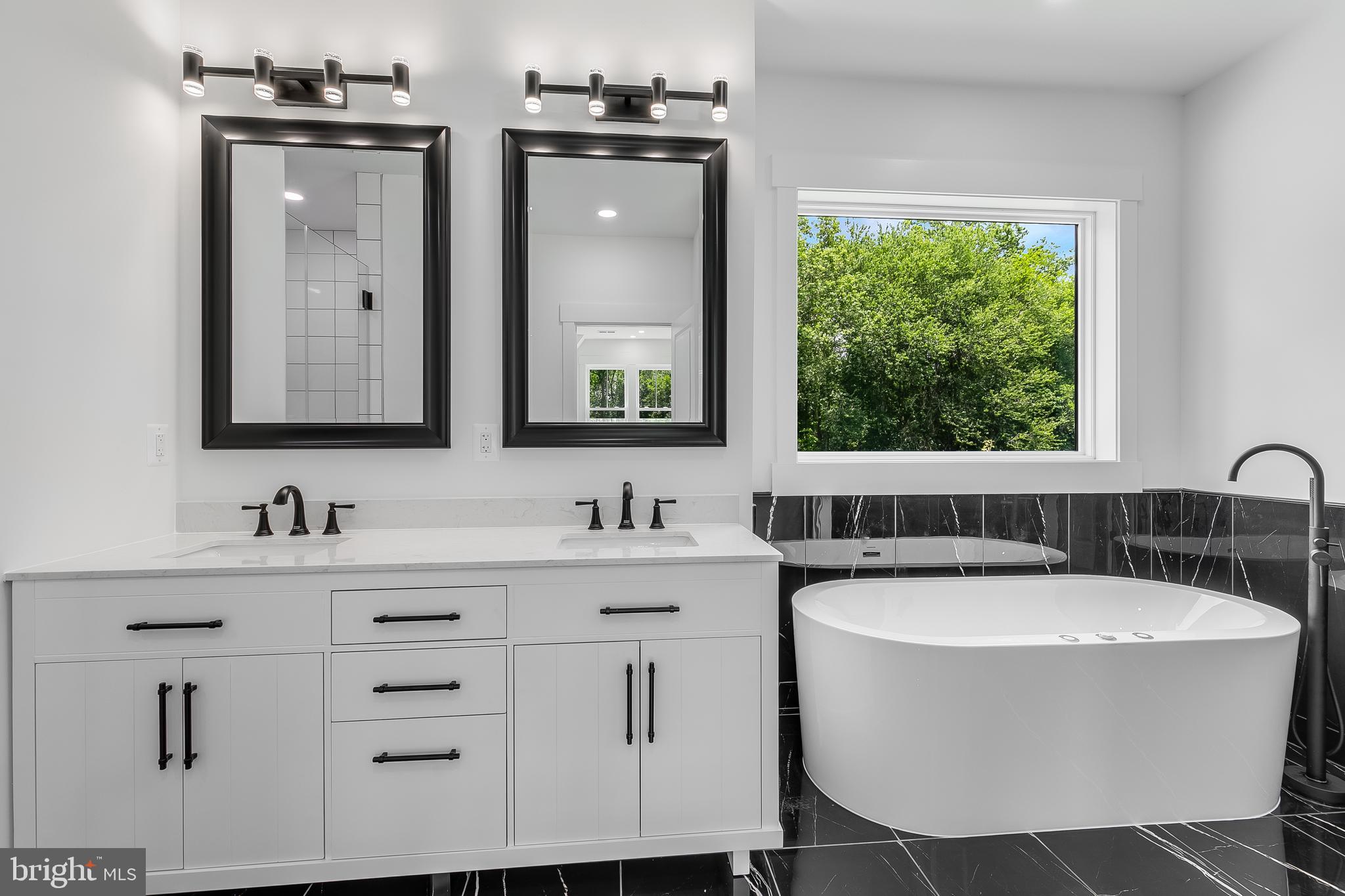 Real estate listing preview #31