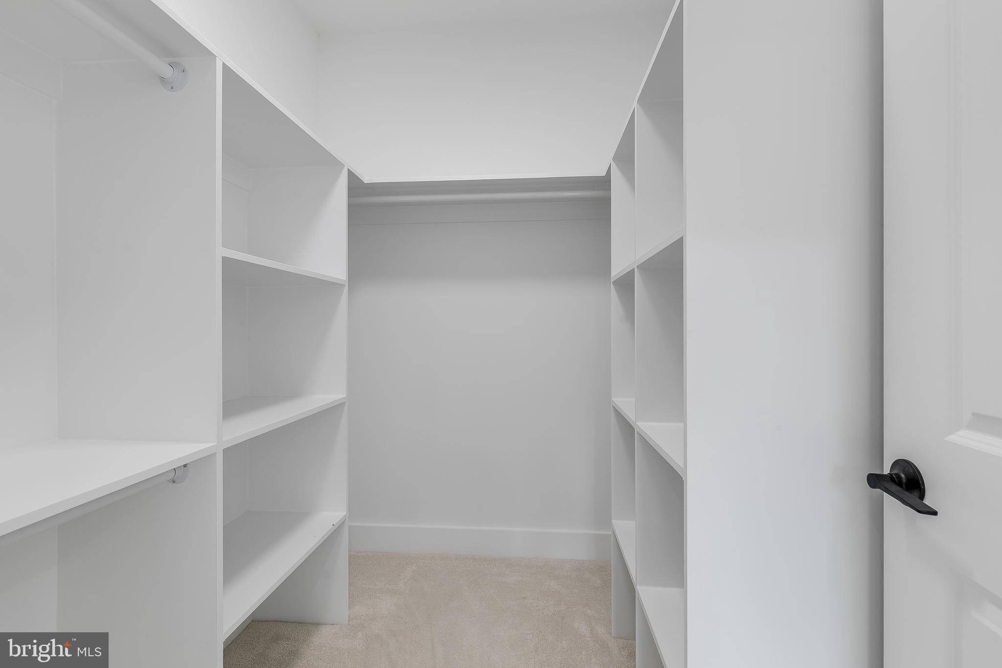 Real estate listing preview #29