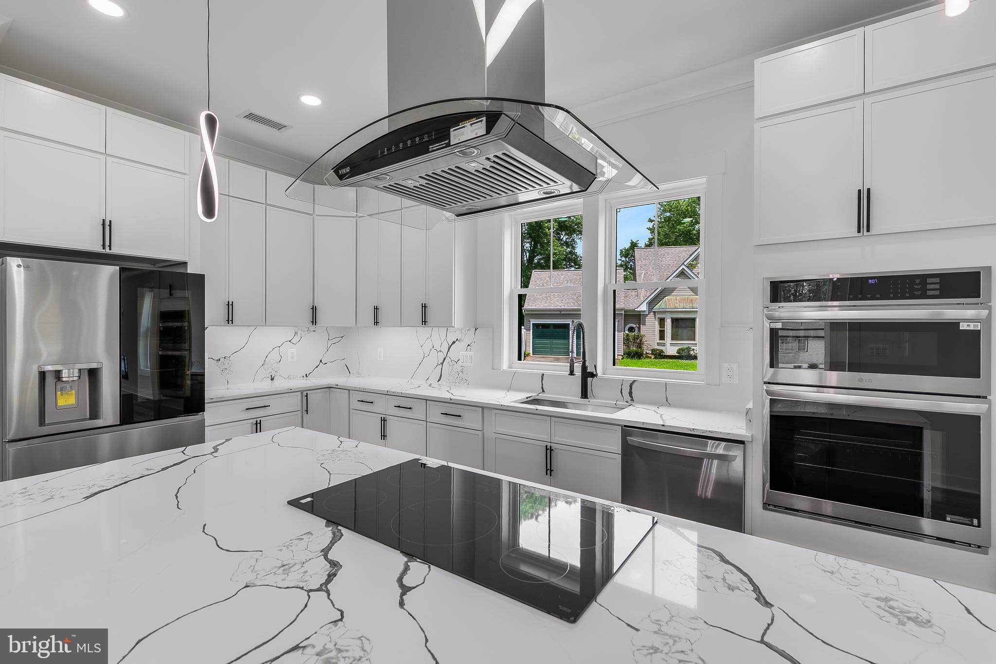 Real estate listing preview #9