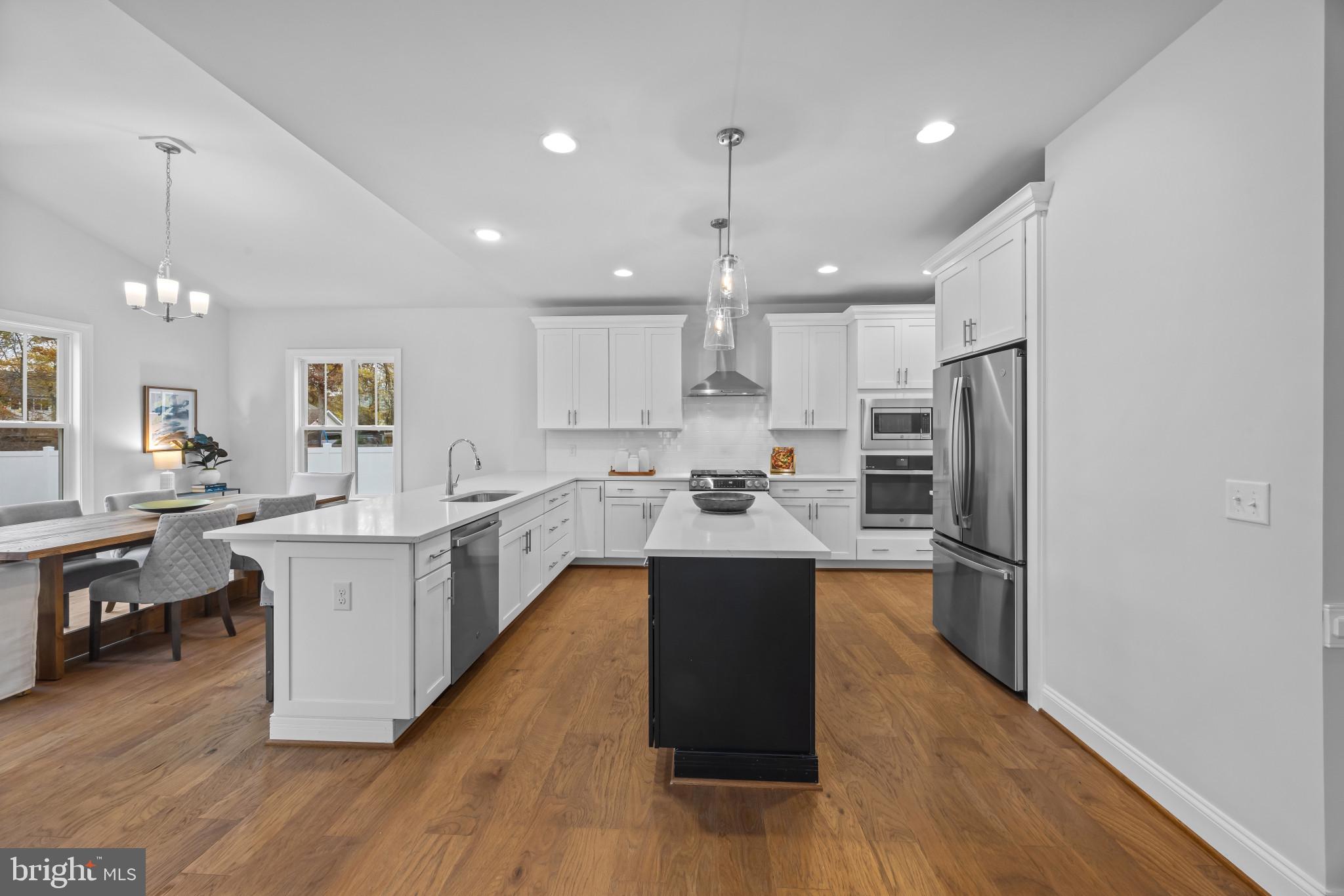 Real estate listing preview #15