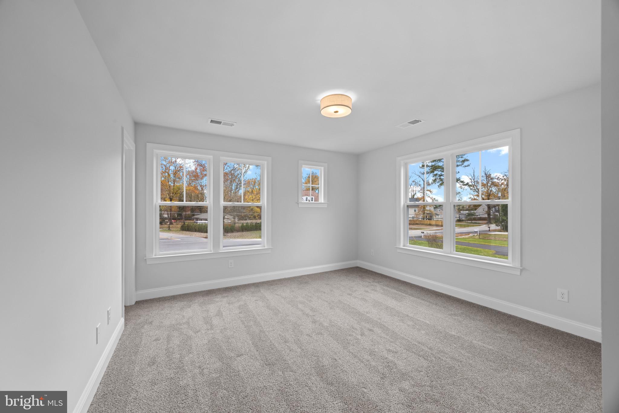 Real estate listing preview #37