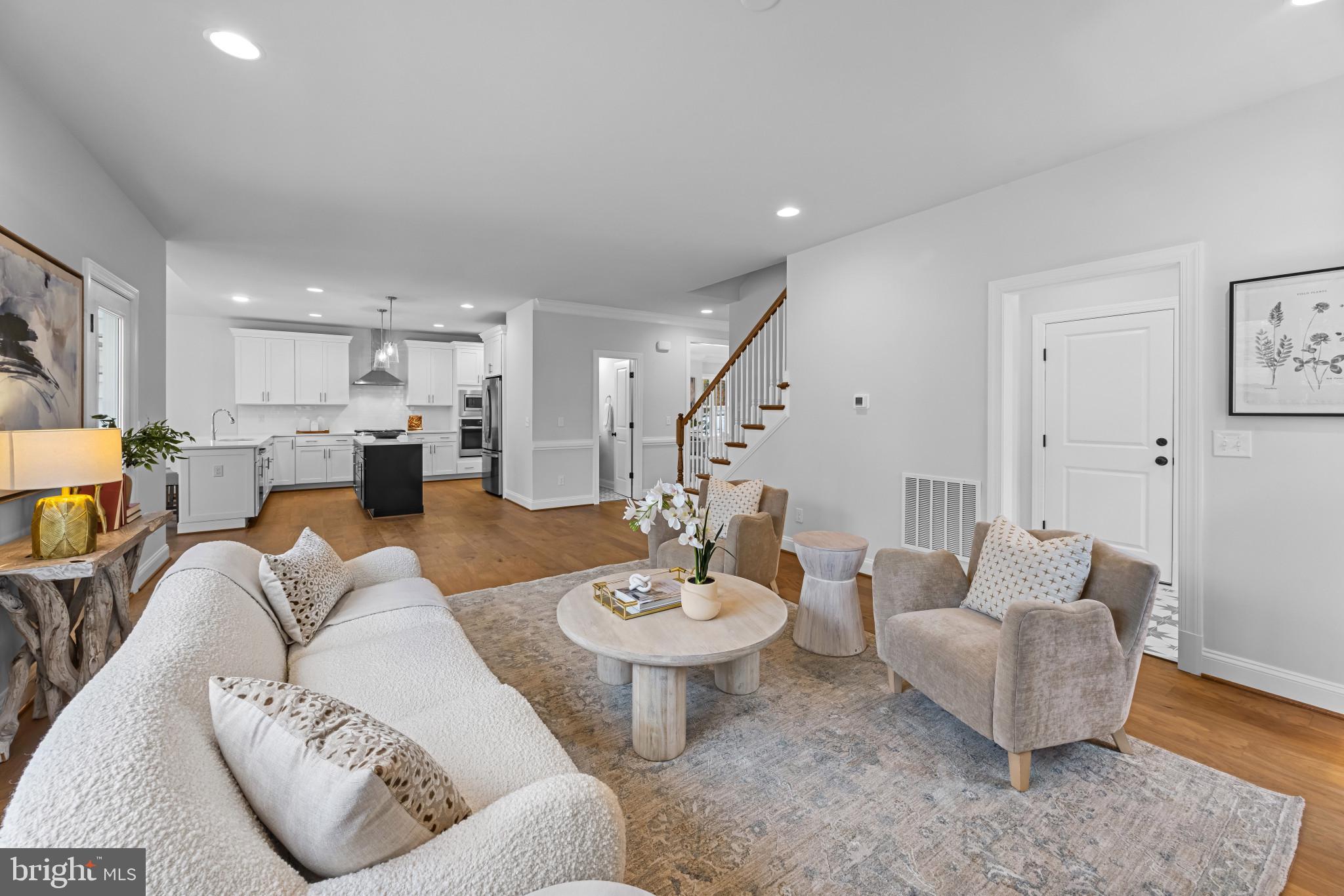 Real estate listing preview #25