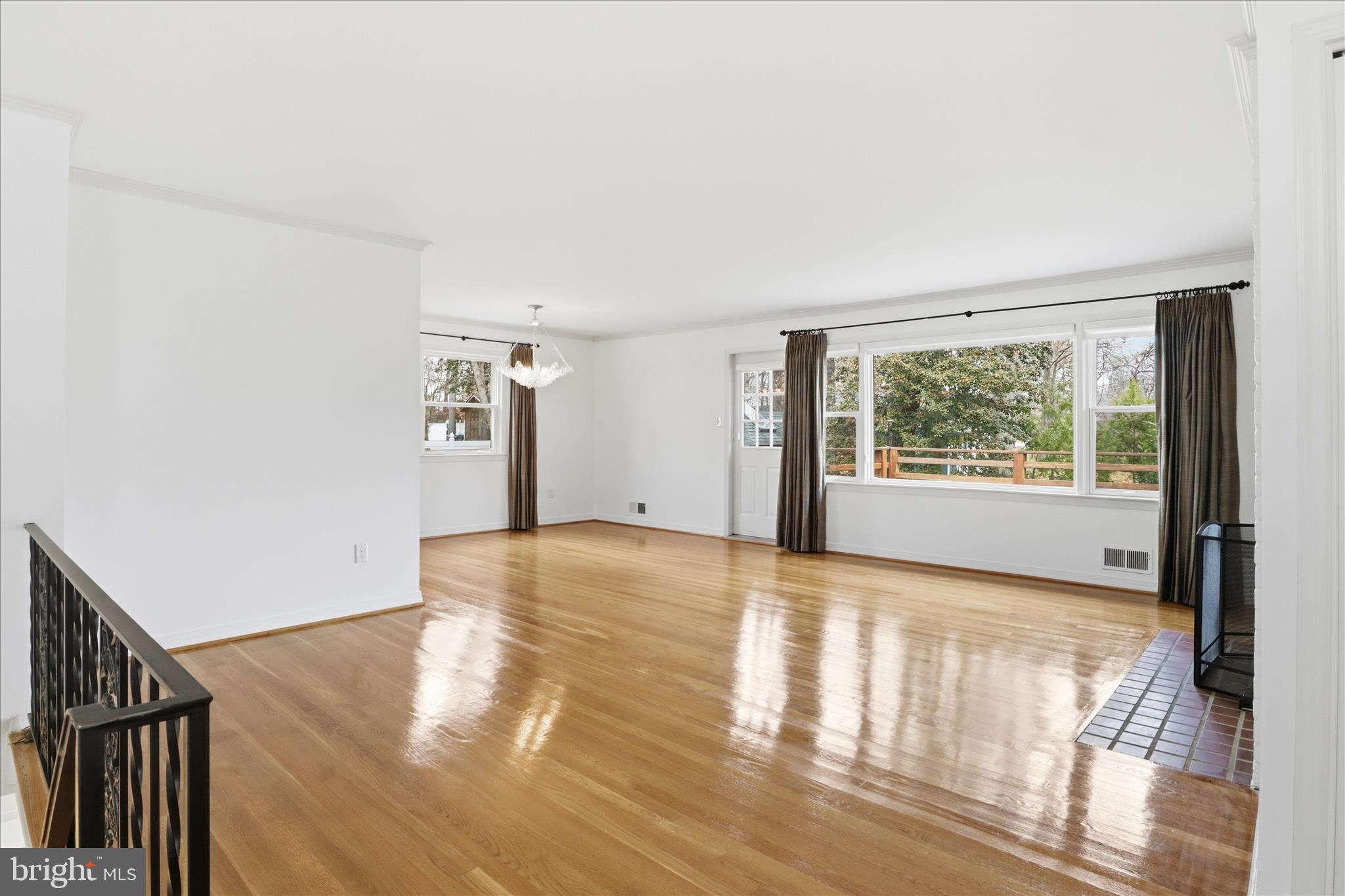 Real estate listing preview #15