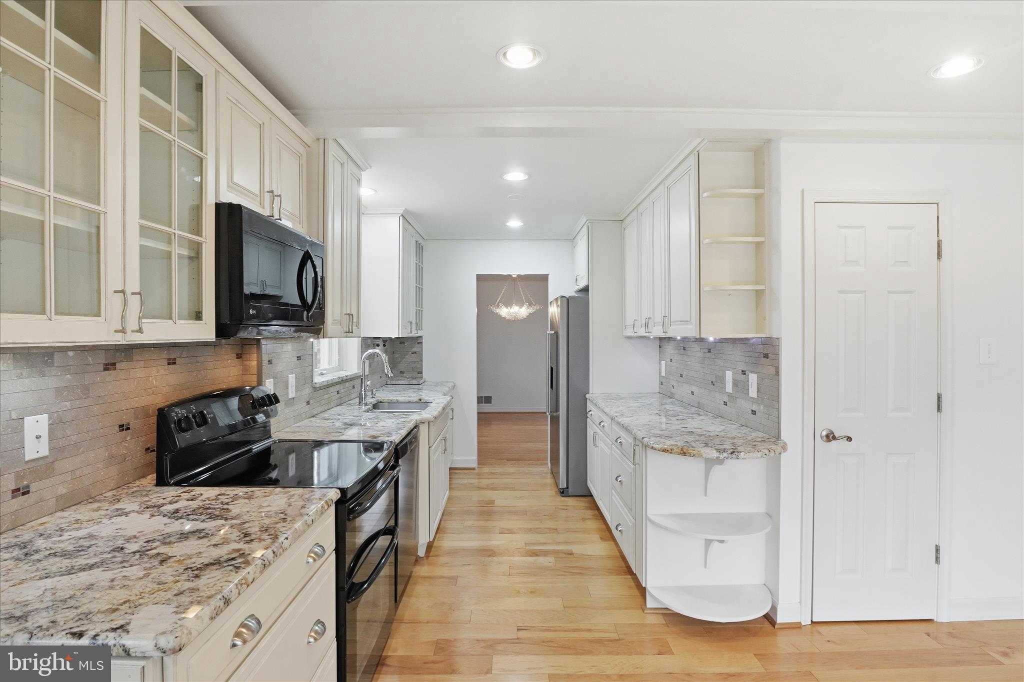 Real estate listing preview #19