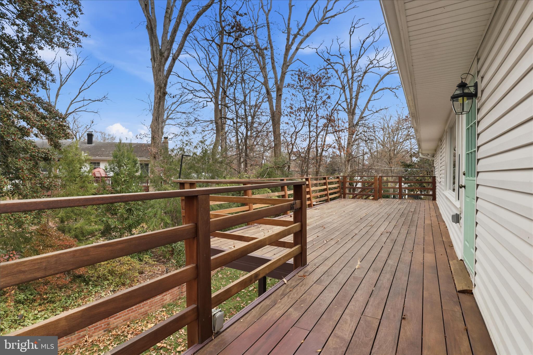 Real estate listing preview #9