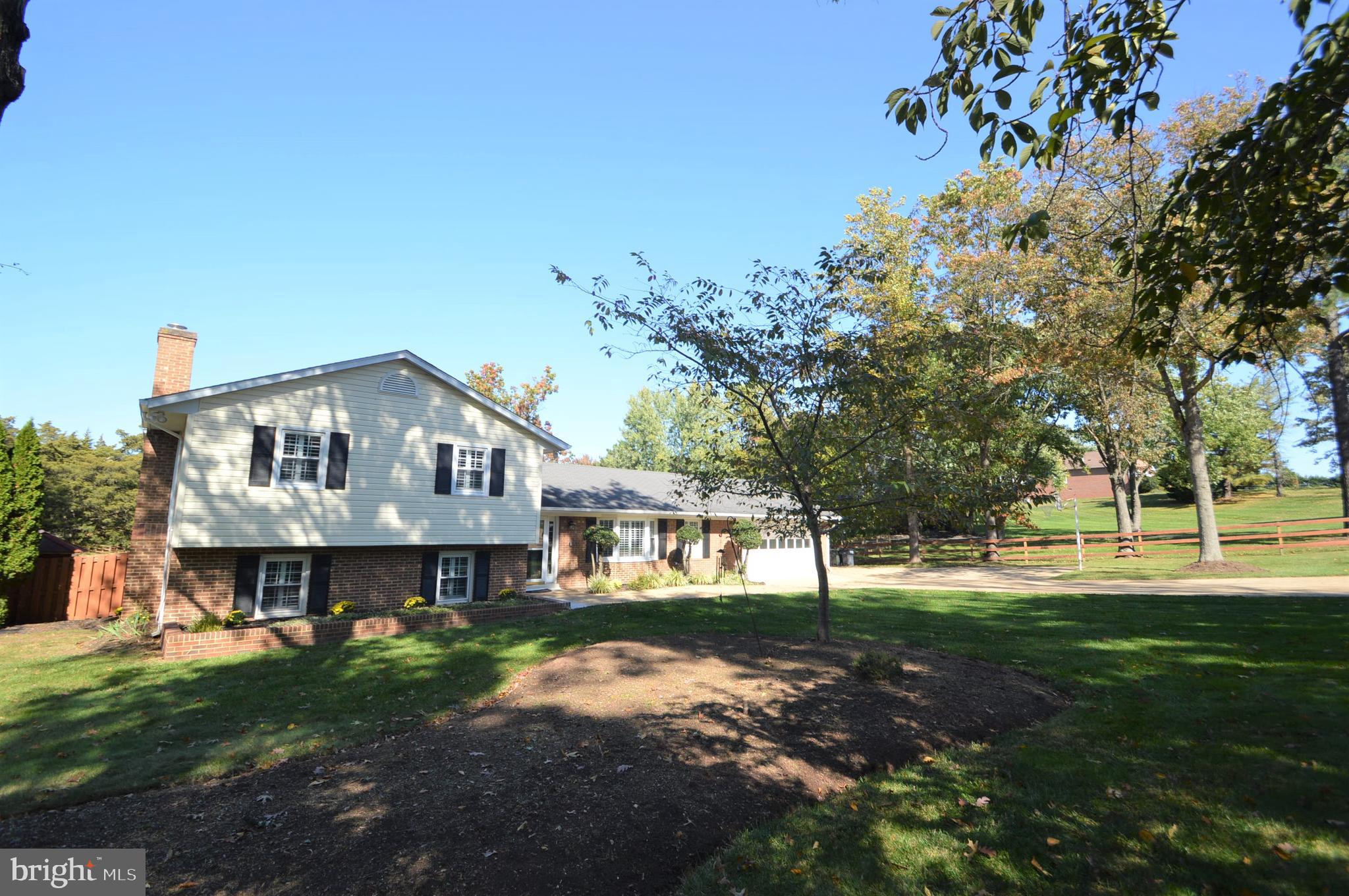 Real estate listing preview #2