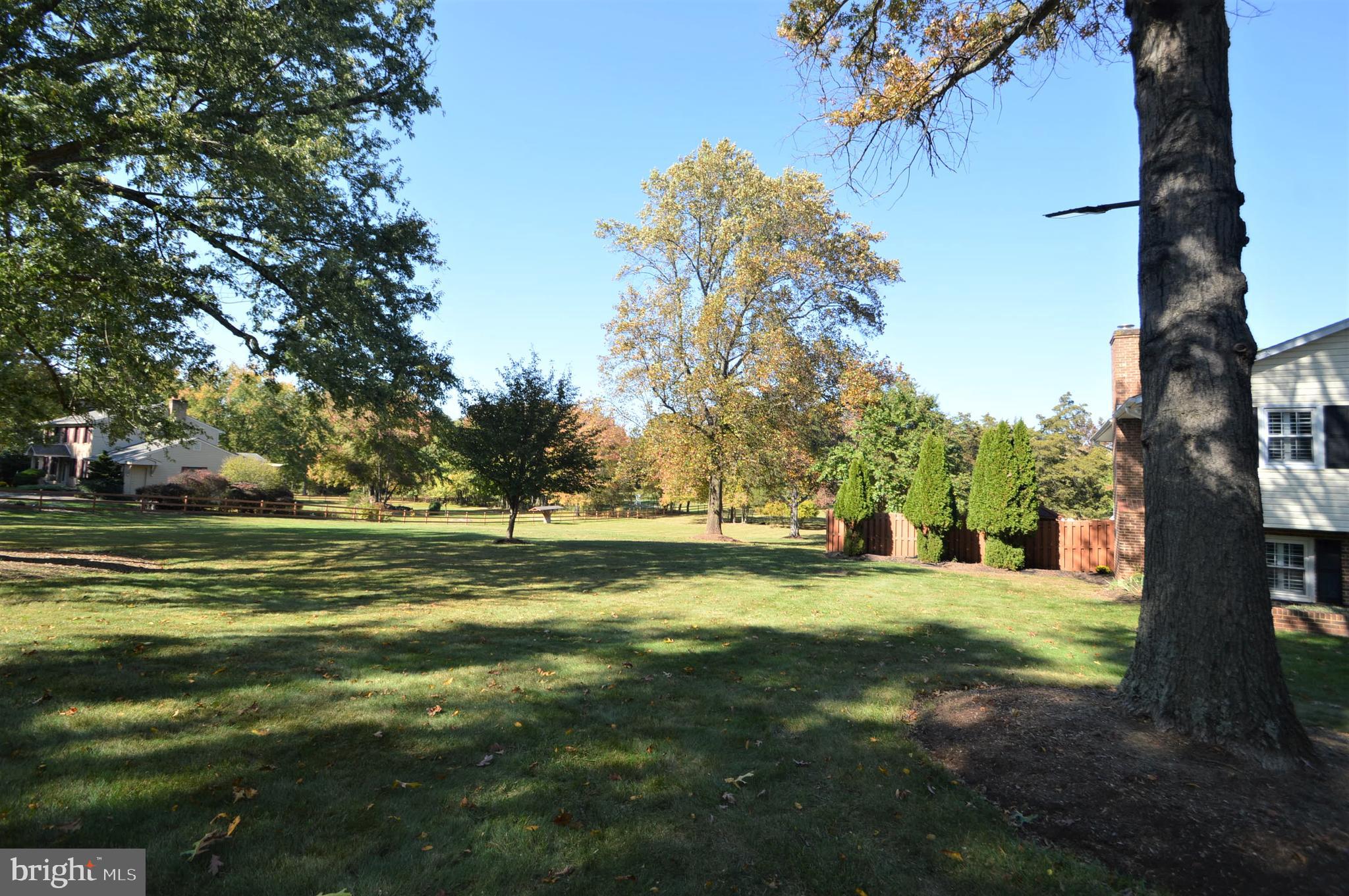 Real estate listing preview #11