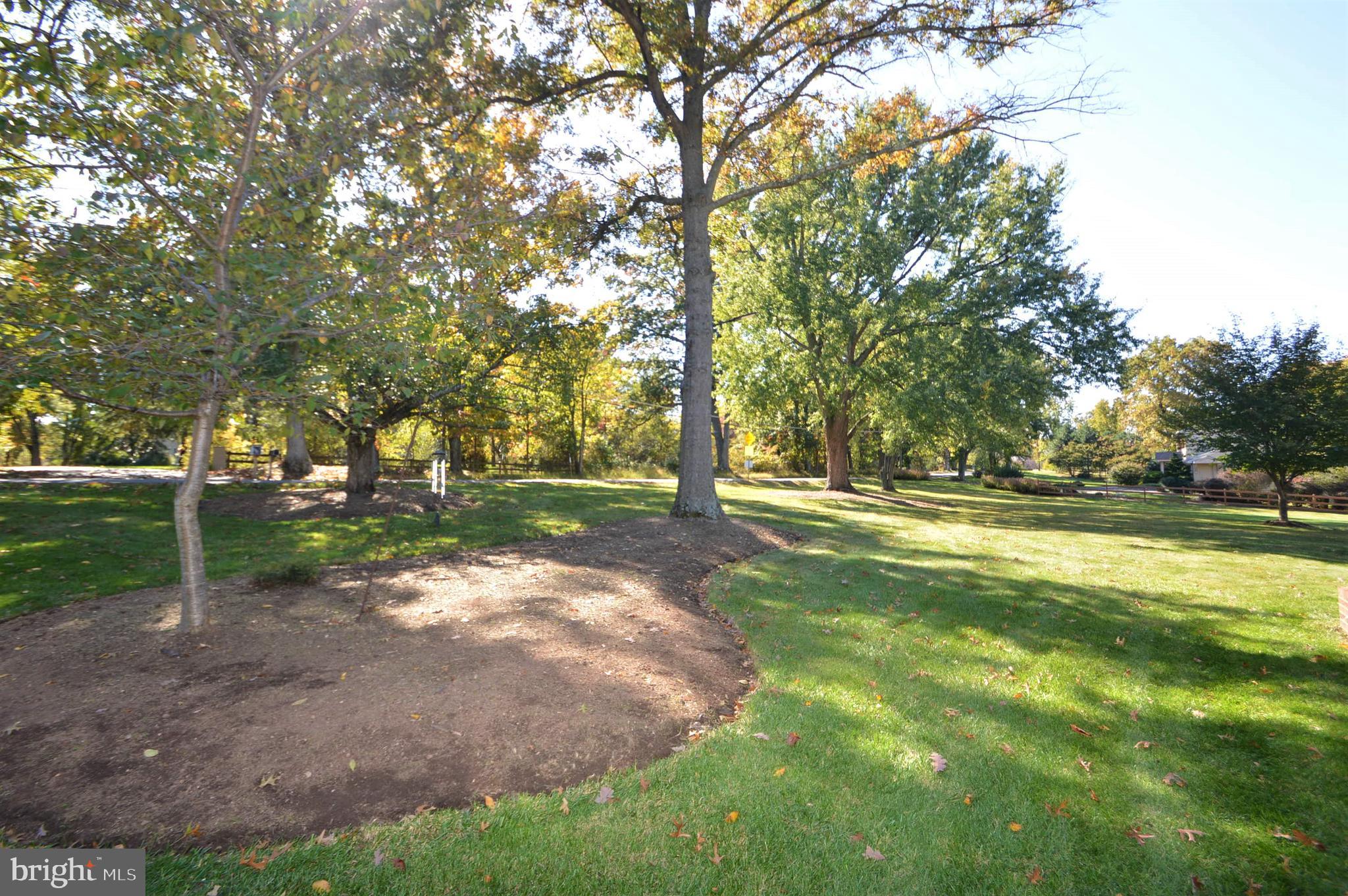 Real estate listing preview #13