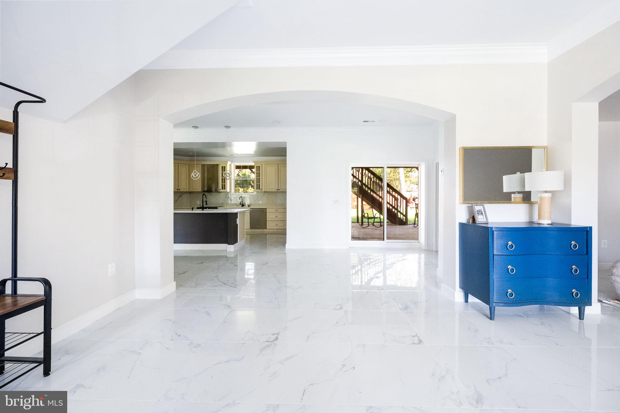 Real estate listing preview #15