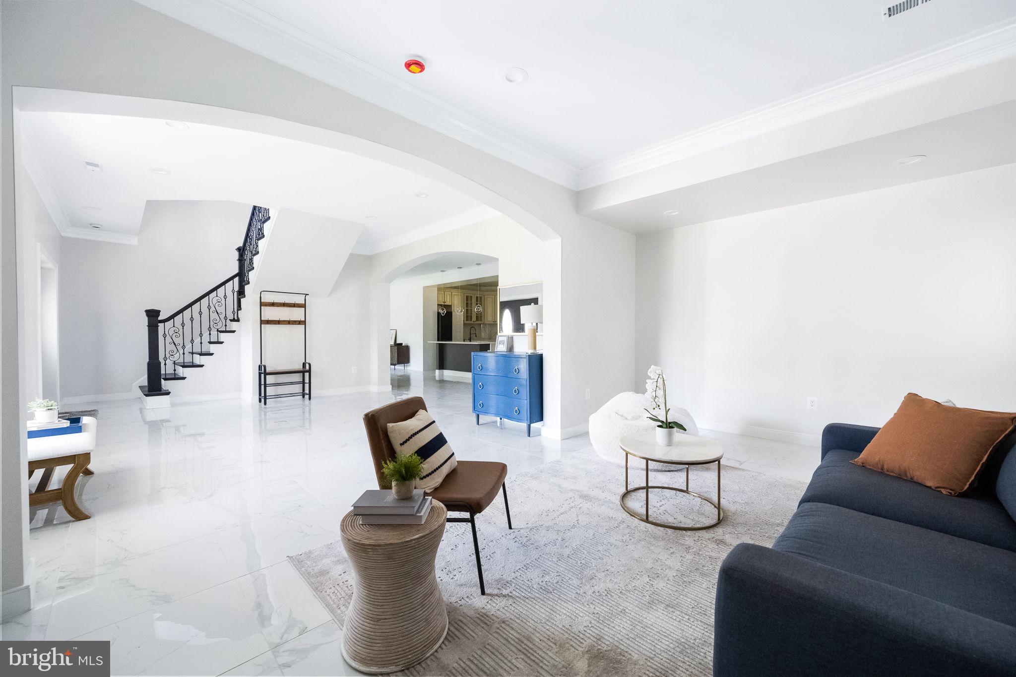 Real estate listing preview #17