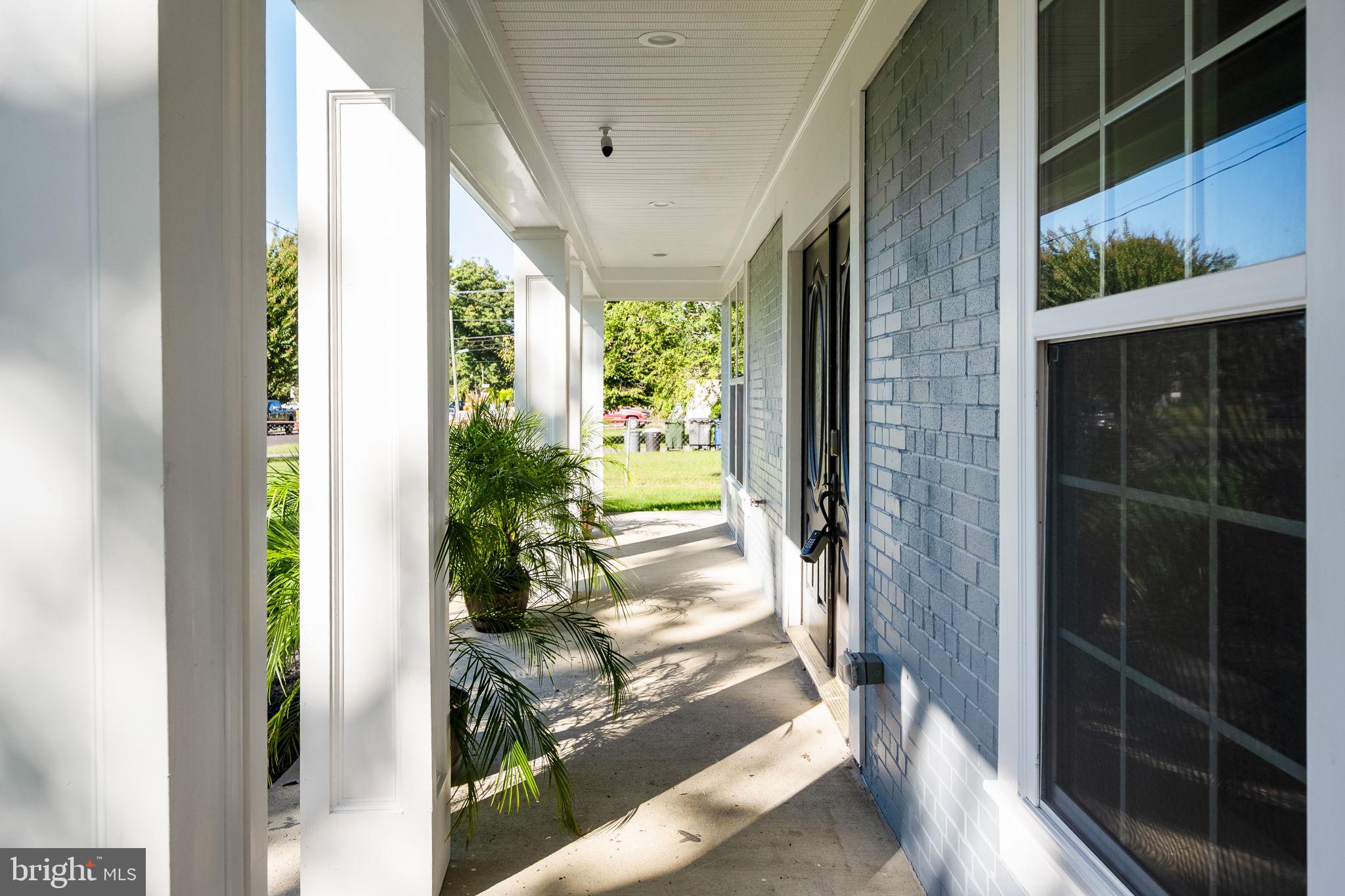 Real estate listing preview #12