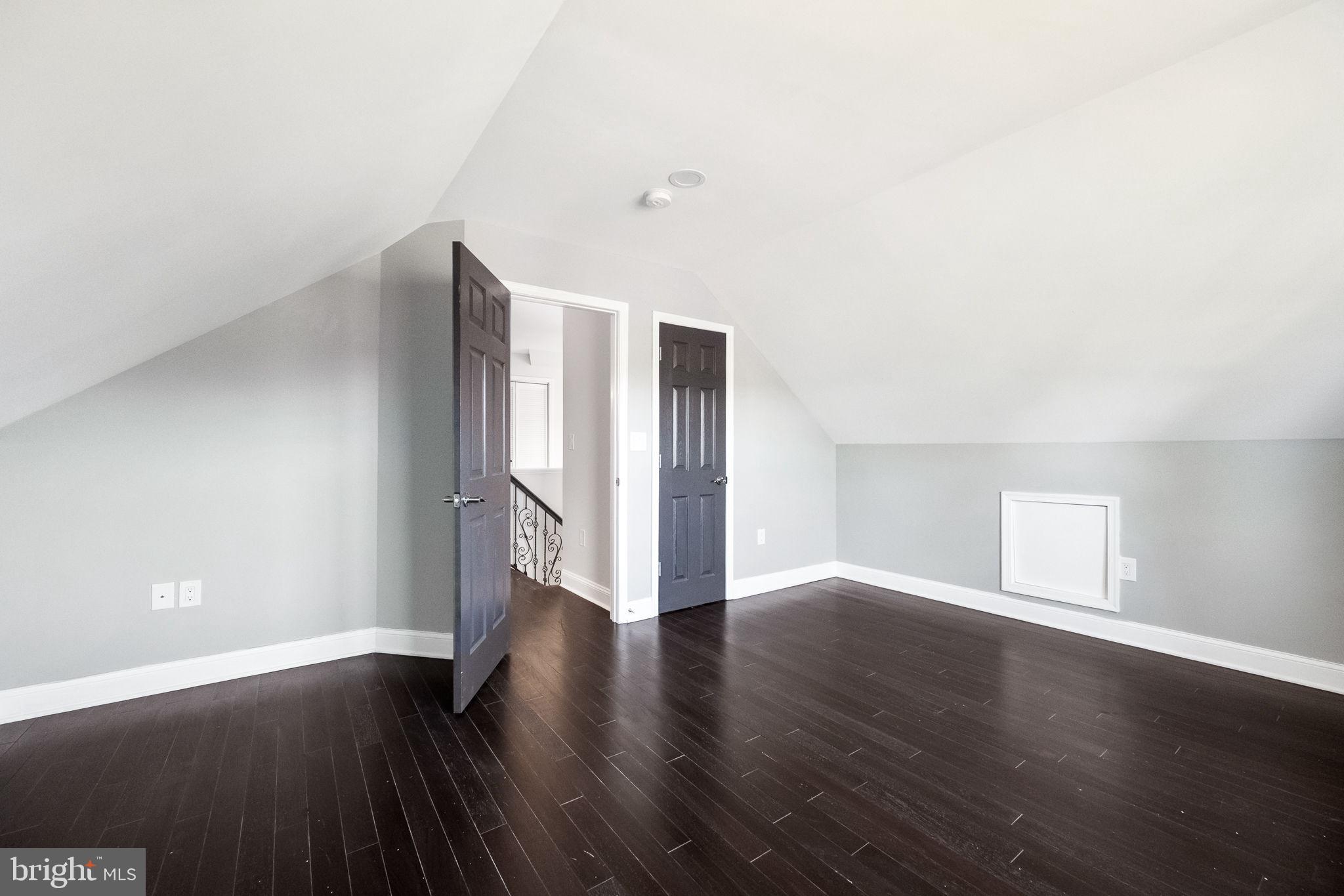 Real estate listing preview #57