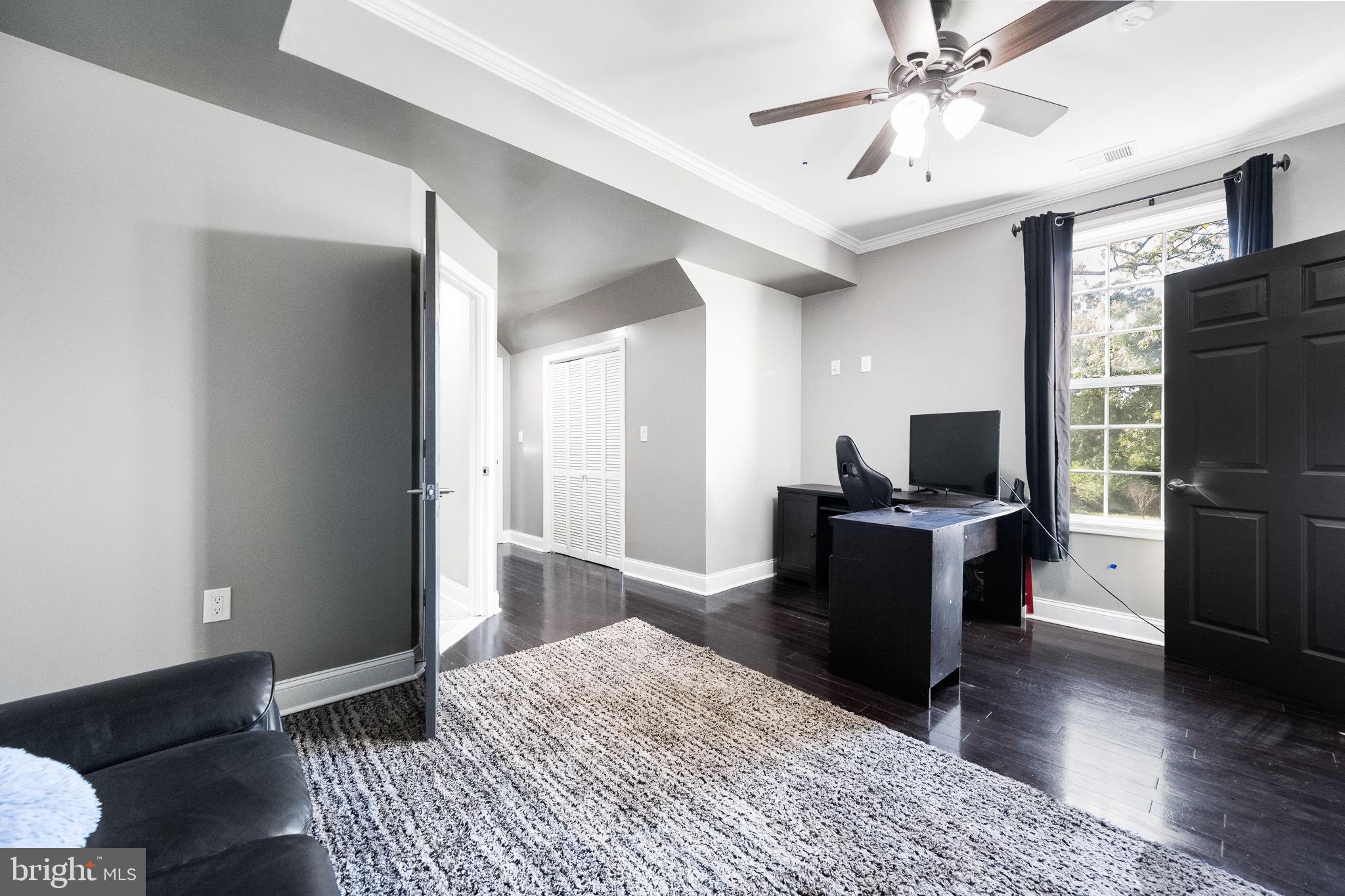 Real estate listing preview #42