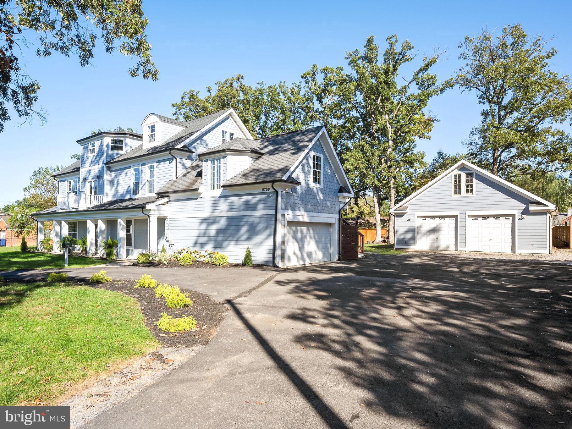 Real estate listing preview #3