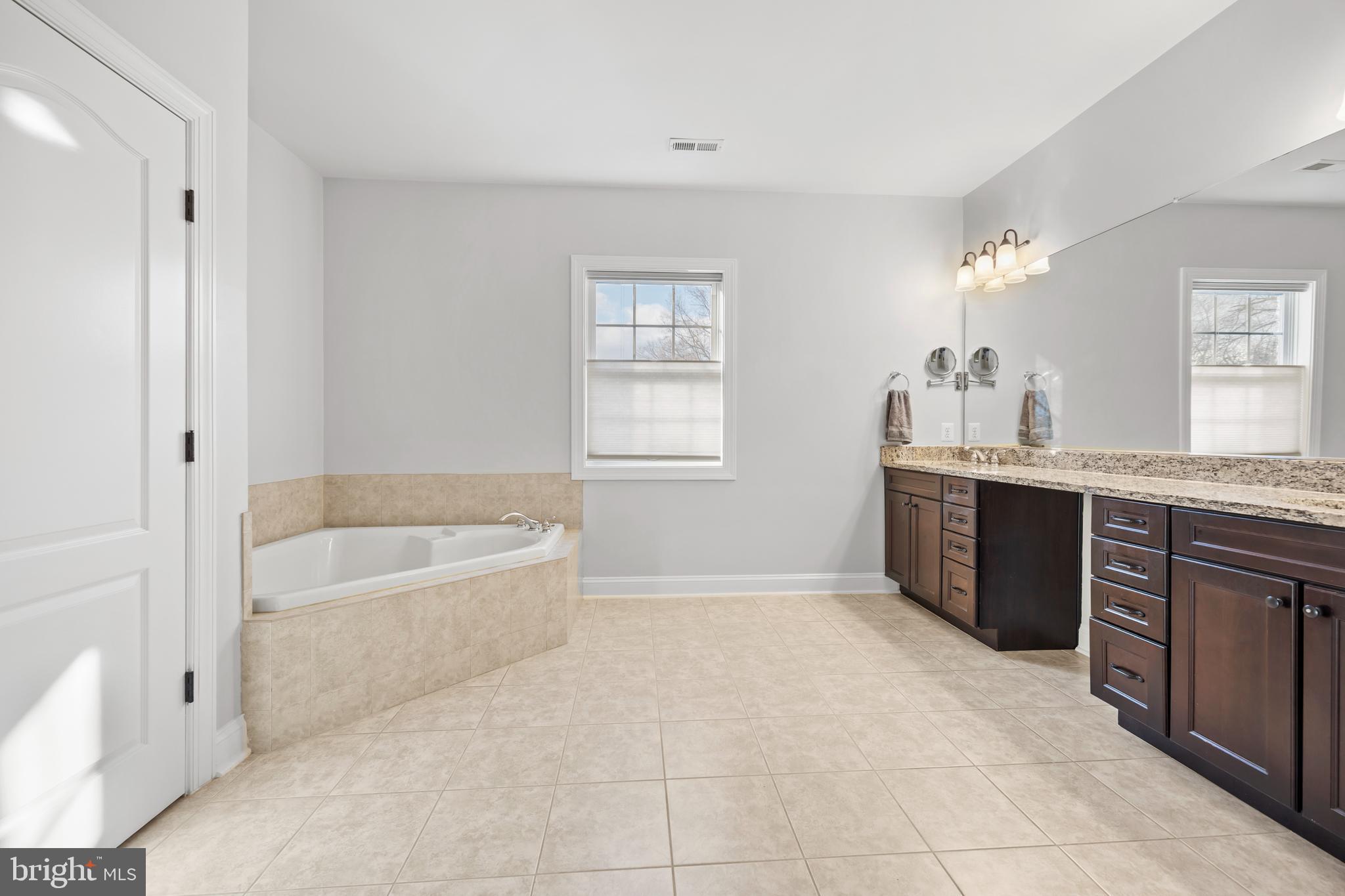 Real estate listing preview #36