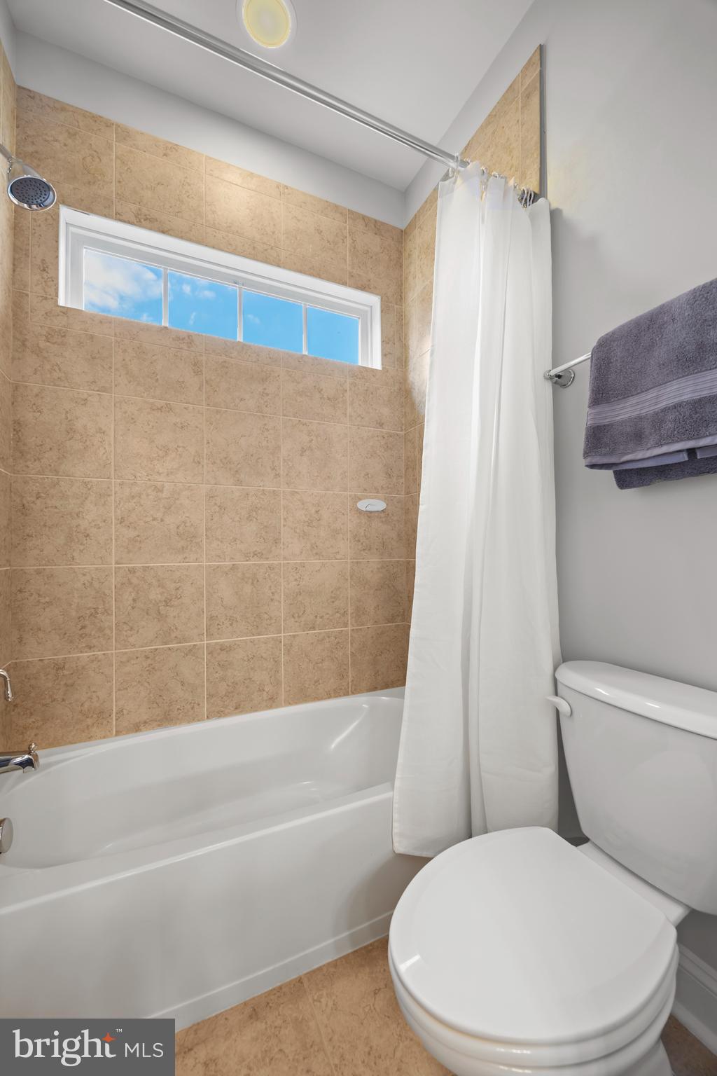 Real estate listing preview #42