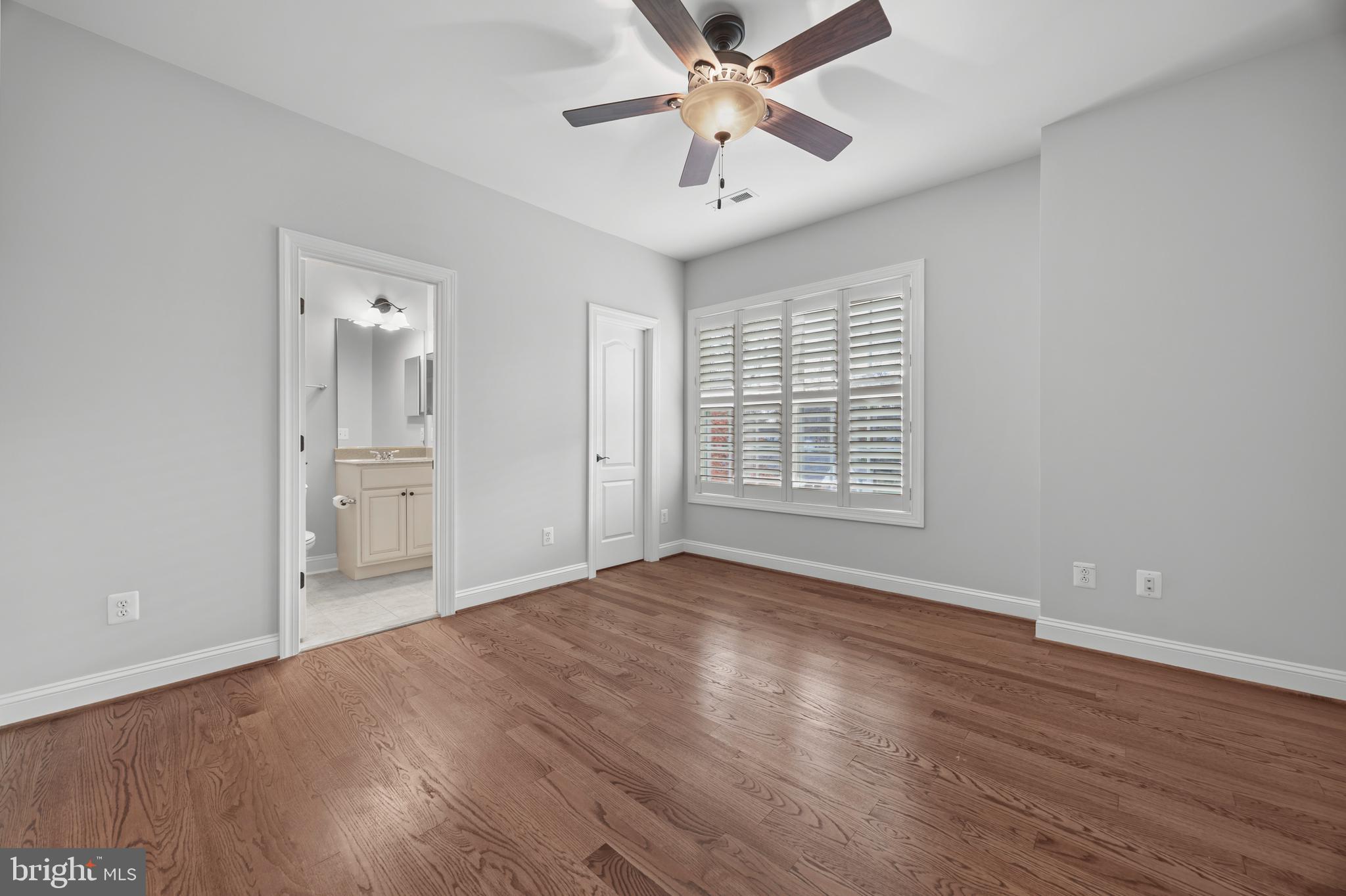 Real estate listing preview #45