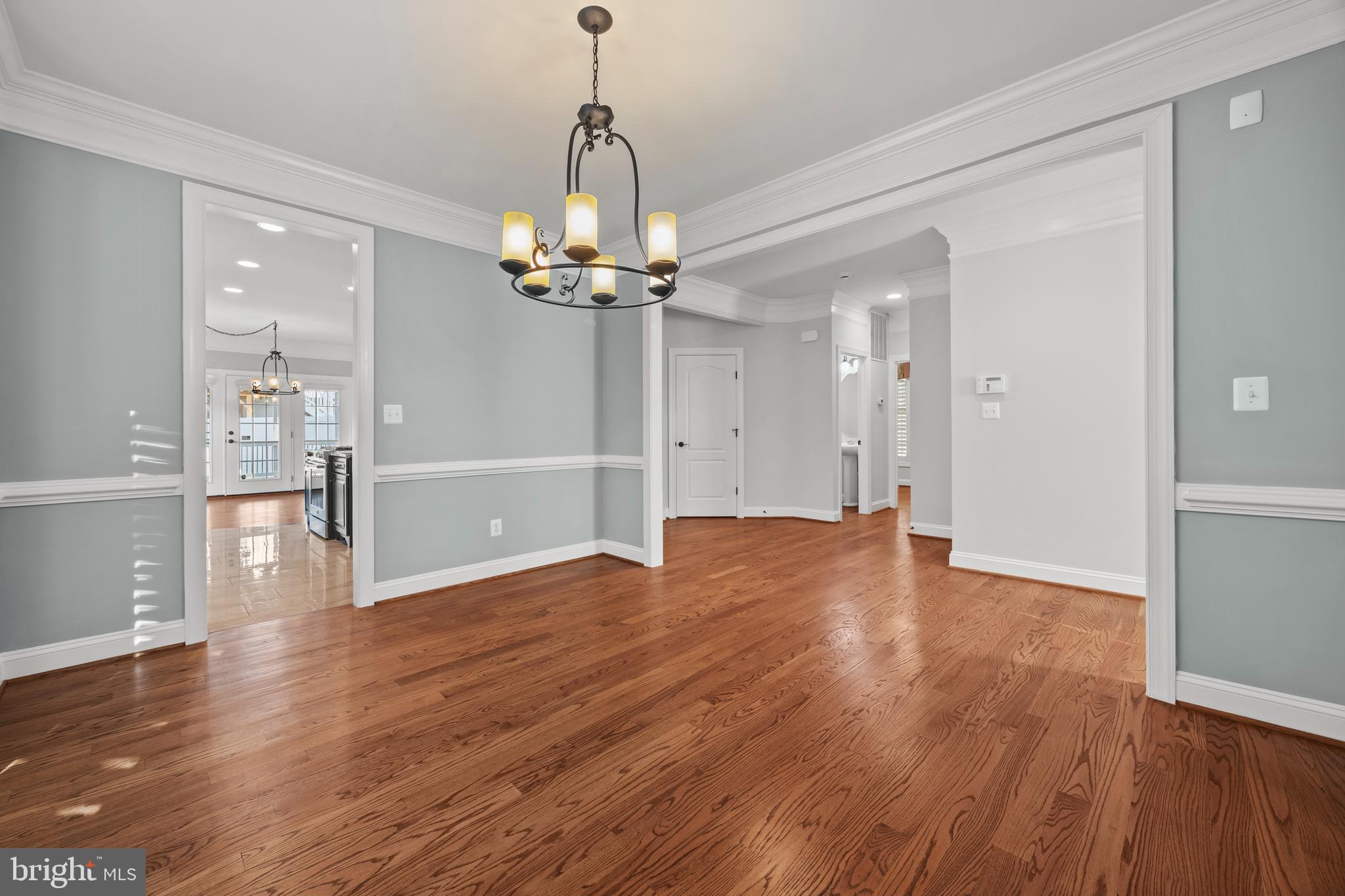 Real estate listing preview #7