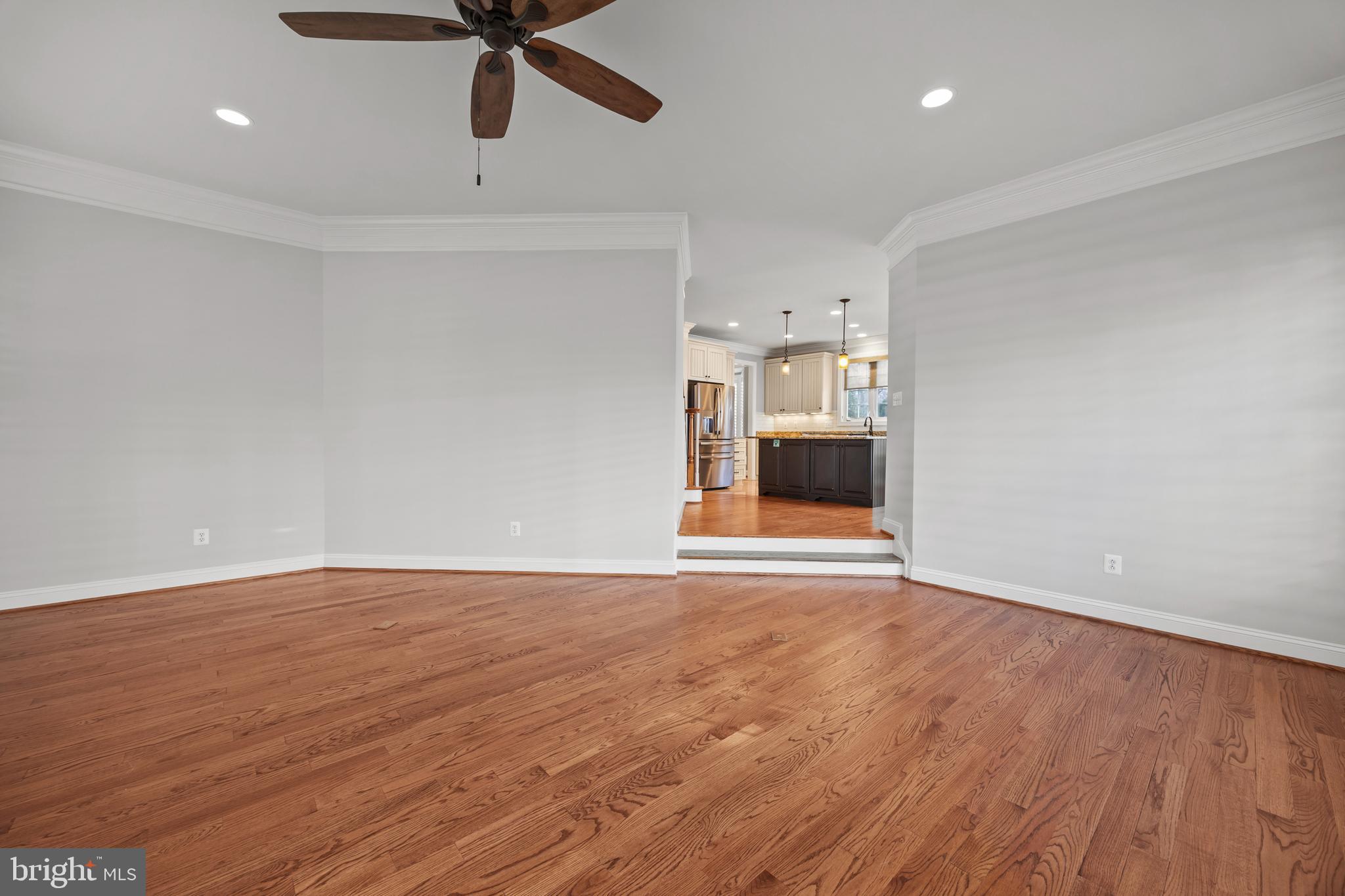 Real estate listing preview #23