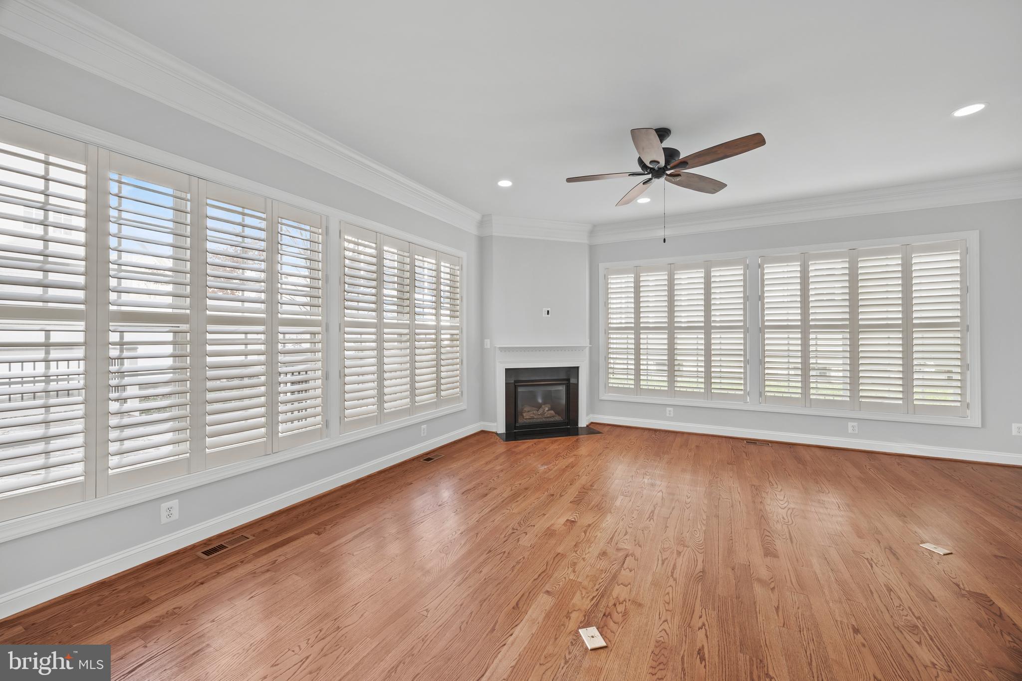 Real estate listing preview #25