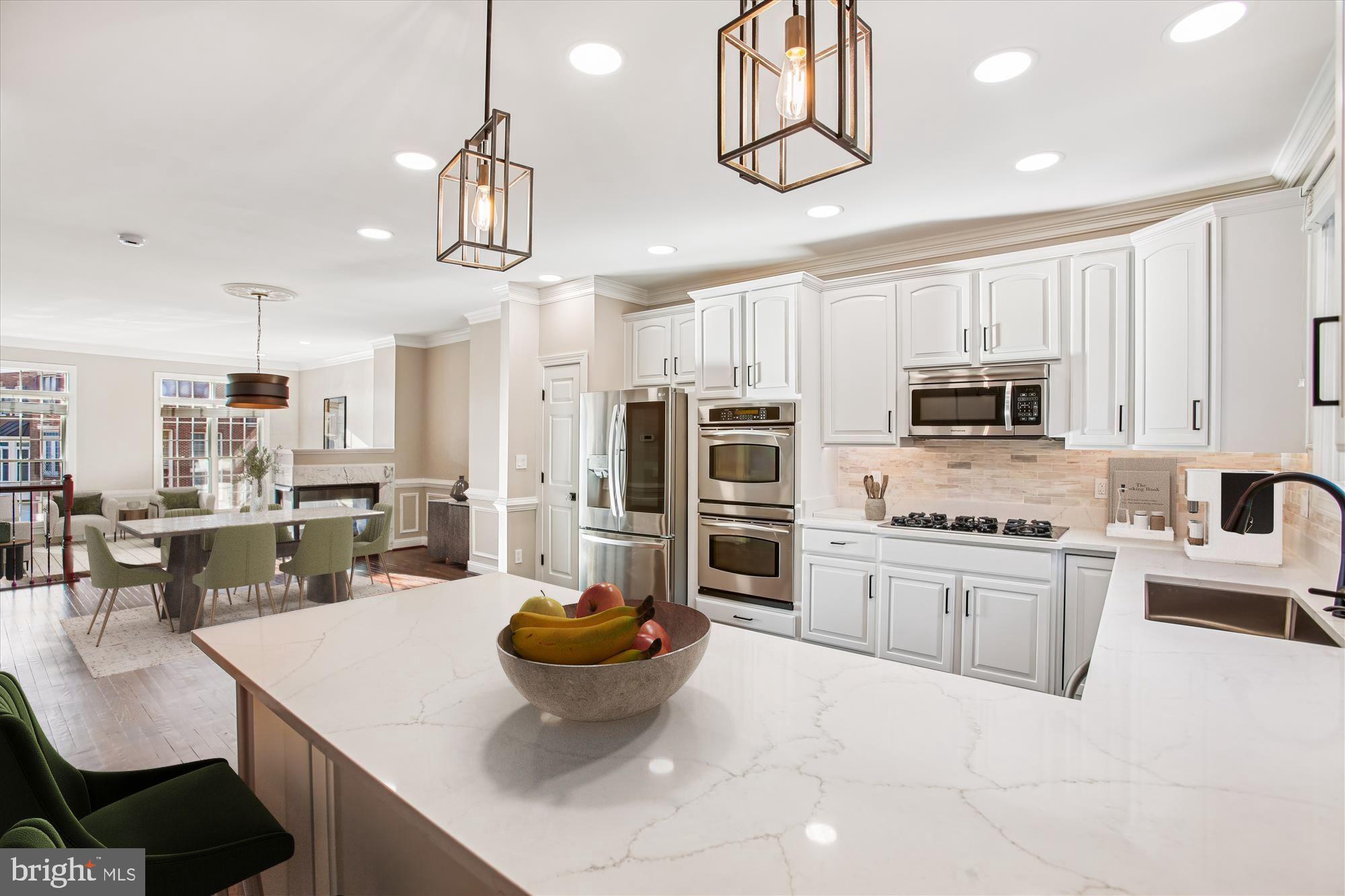 Real estate listing preview #8