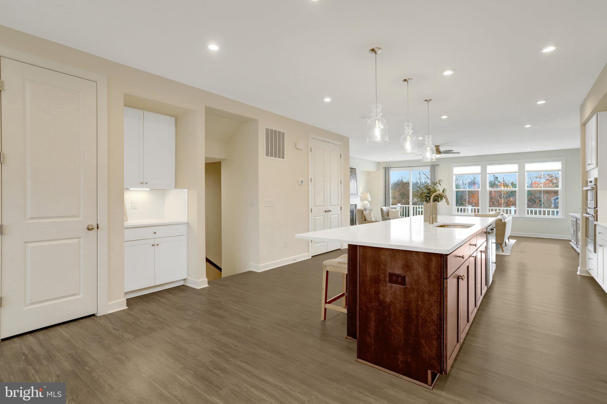 Real estate listing preview #13