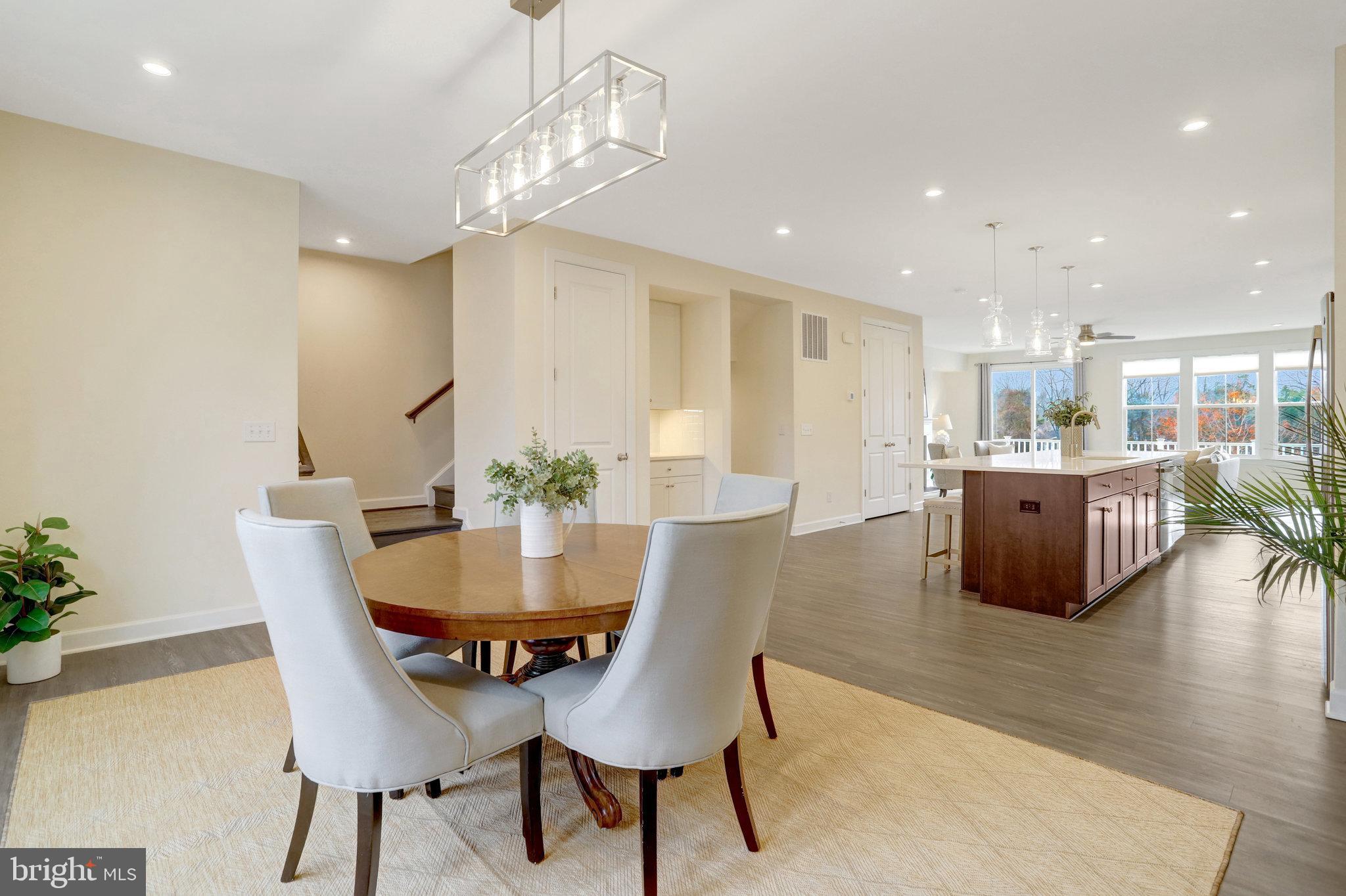 Real estate listing preview #10