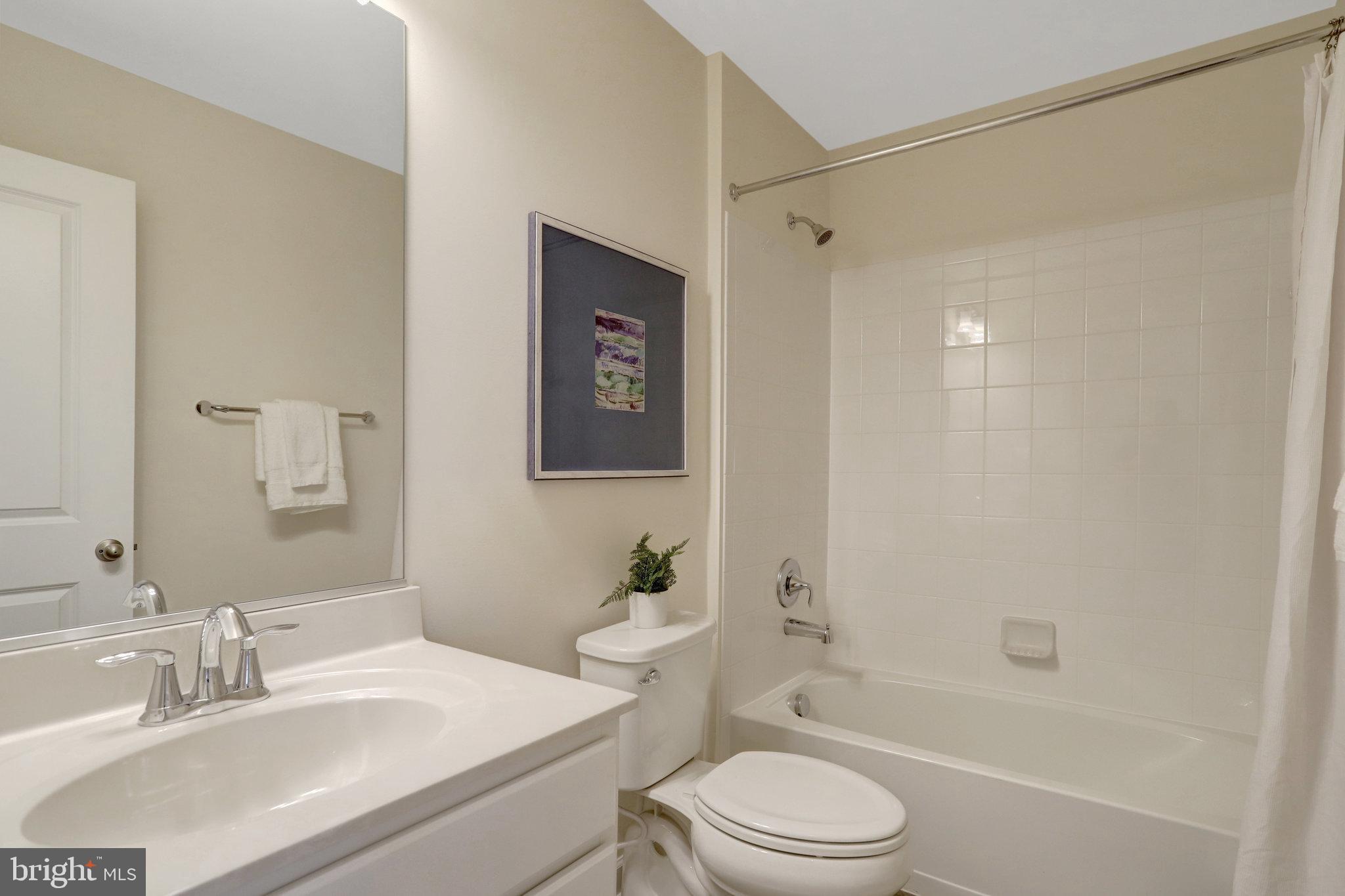 Real estate listing preview #38